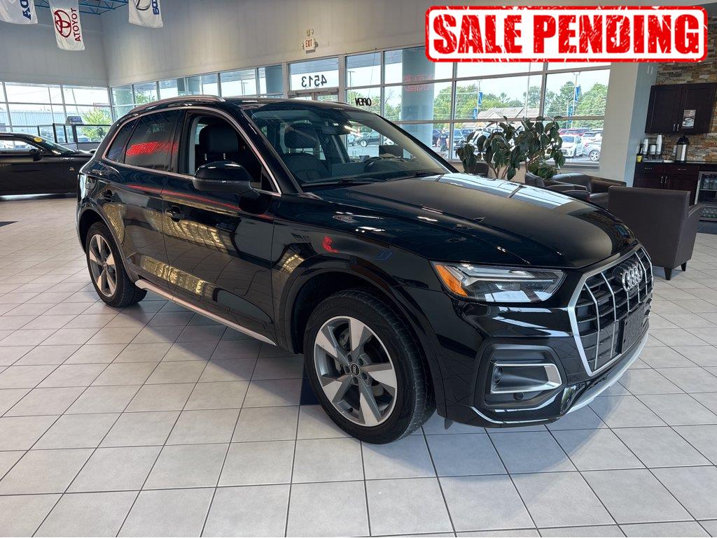 Mythos Black Metallic 2022 Audi Q5 SUV / Crossover All-Wheel Drive Automatic
