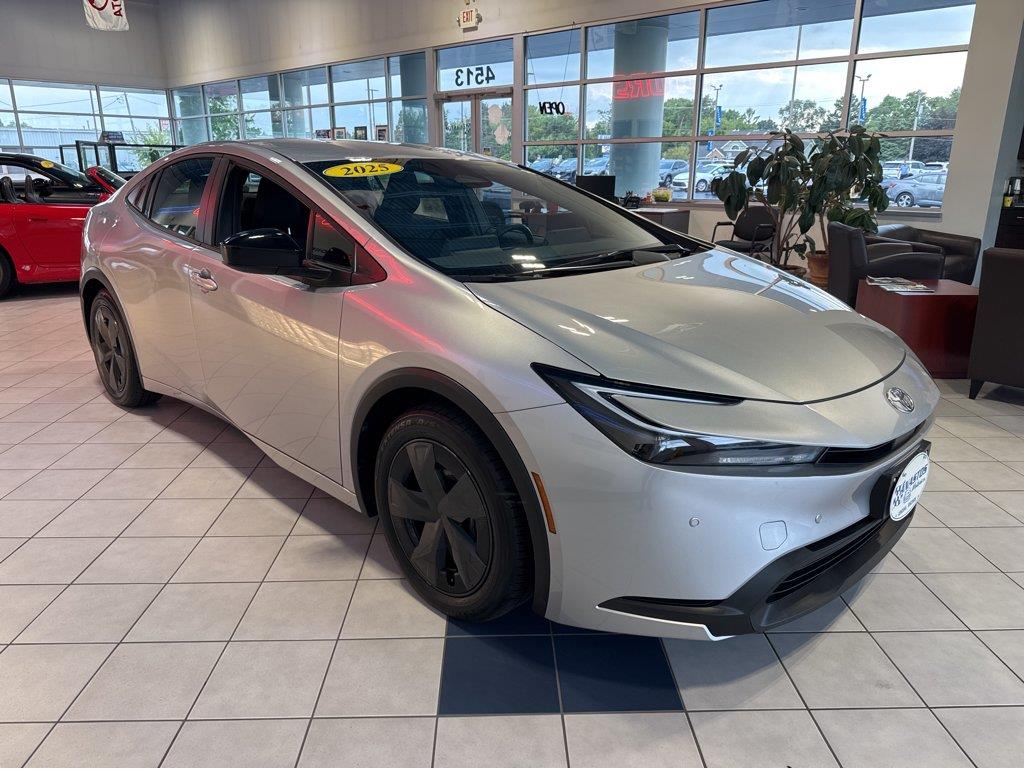Gray 2025 Toyota Prius Hatchback Front-Wheel Drive Automatic