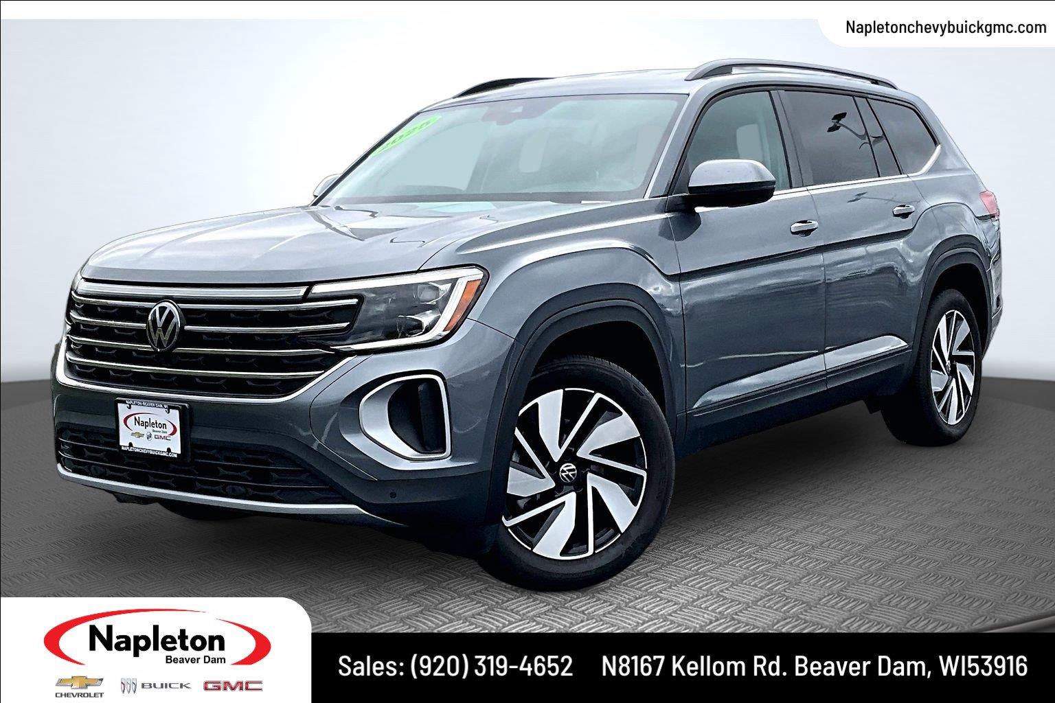Deep Black Pearl 2025 Volkswagen Atlas SUV / Crossover Front-Wheel Drive Automatic