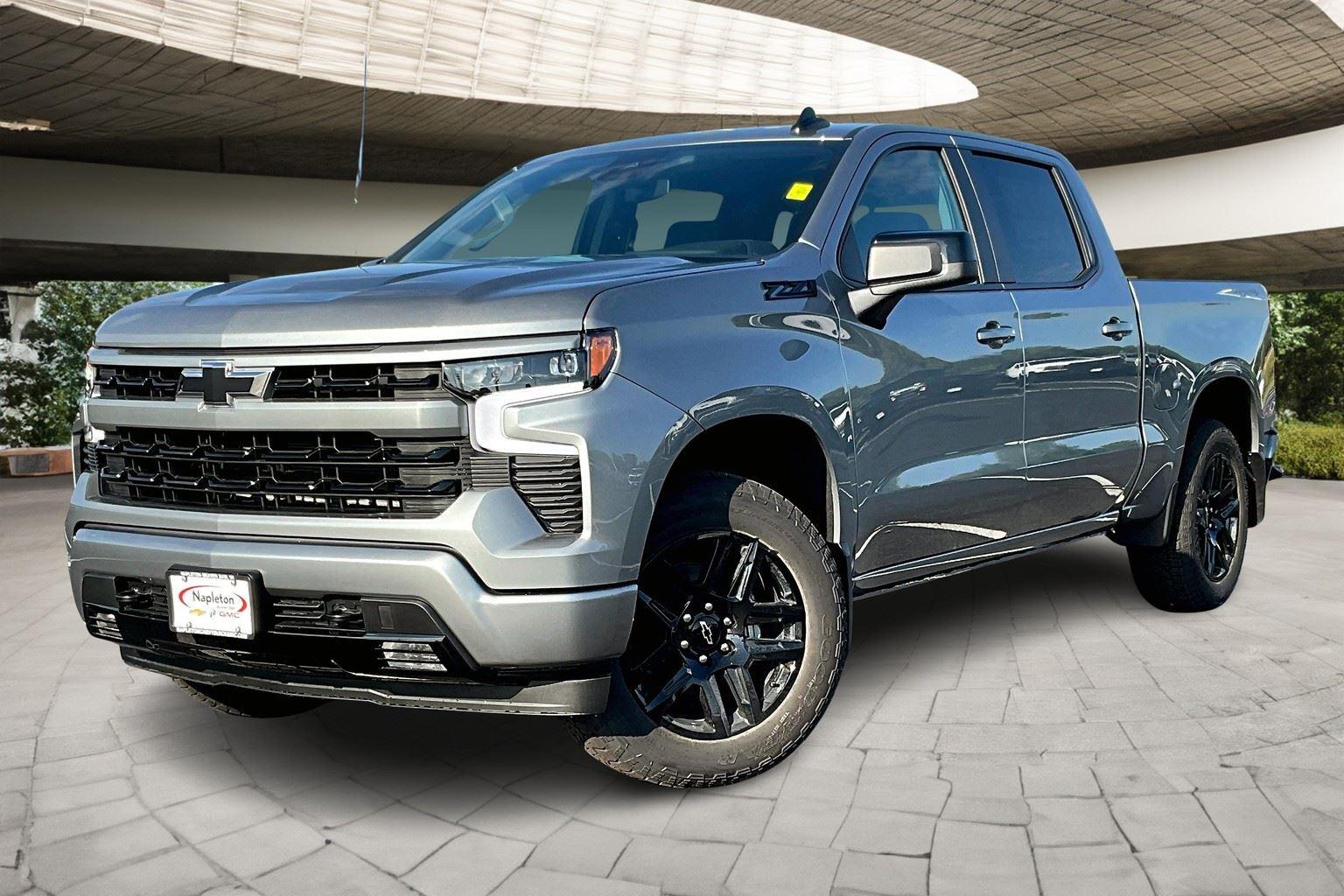 2026 Chevrolet Silverado Base's photo