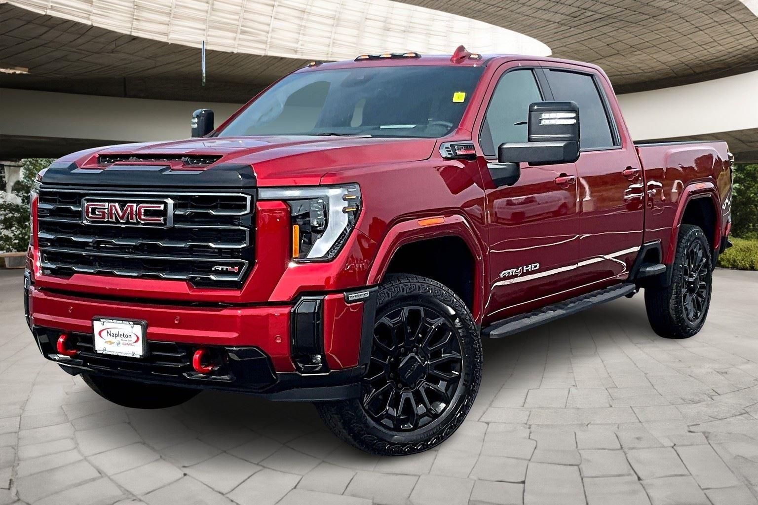 2025 GMC Sierra 2500HD AT4 Crew Cab 4WD