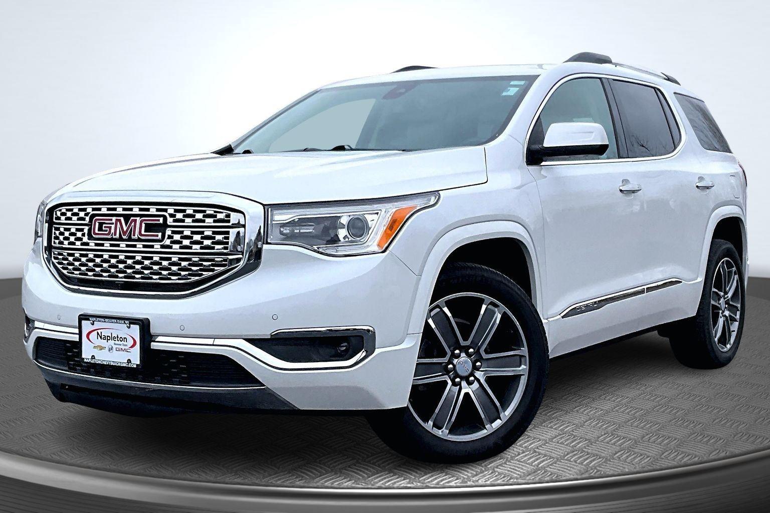2019 GMC Acadia Denali's photo