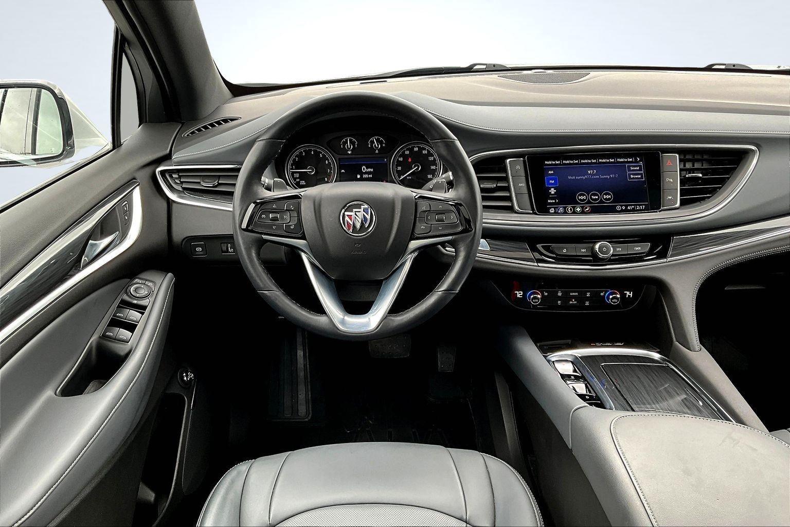 View vehicle photo 6