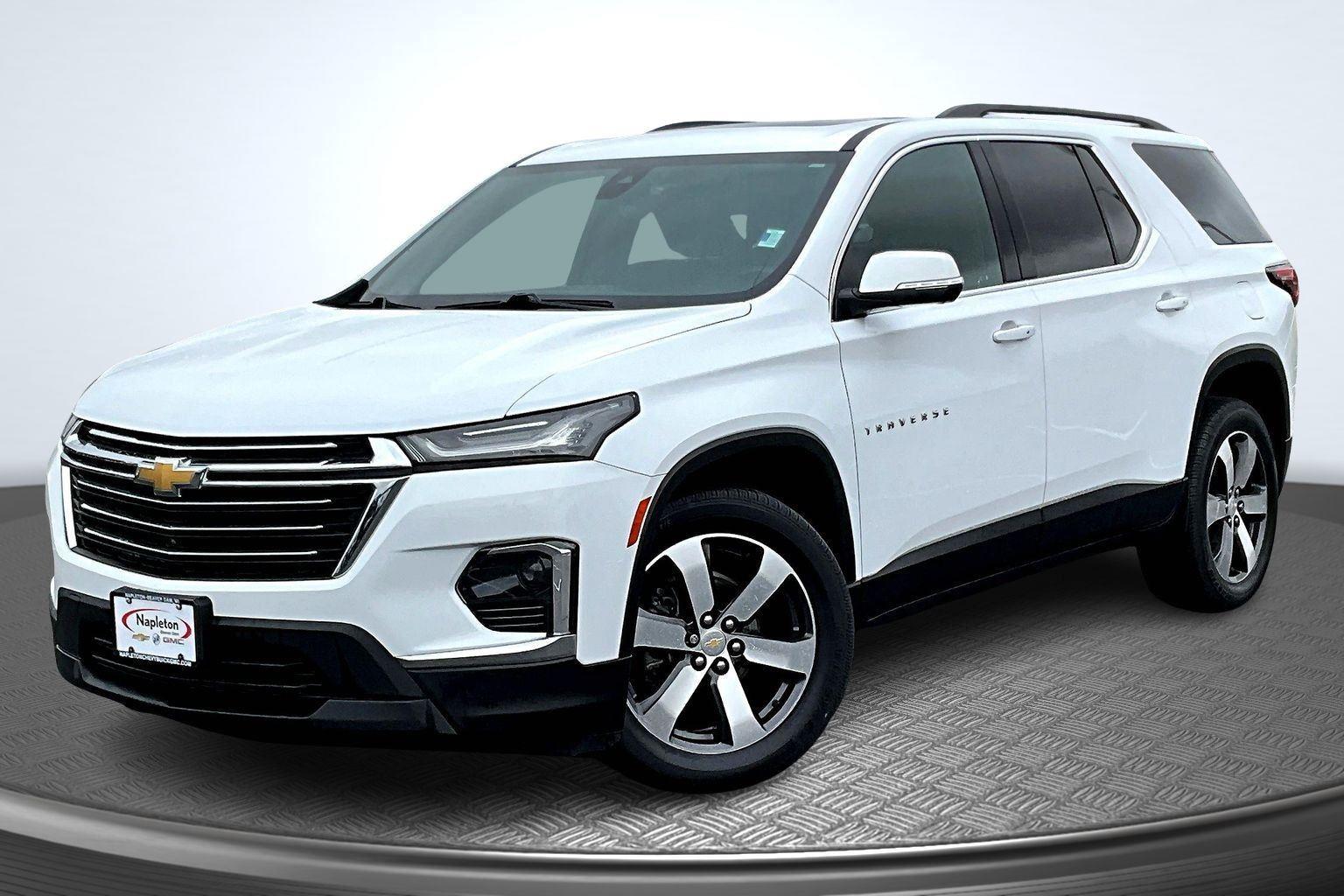 Mosaic Black Metallic 2023 Chevrolet Traverse LT Leather AWD SUV / Crossover Four-Wheel Drive 9-Speed Automatic