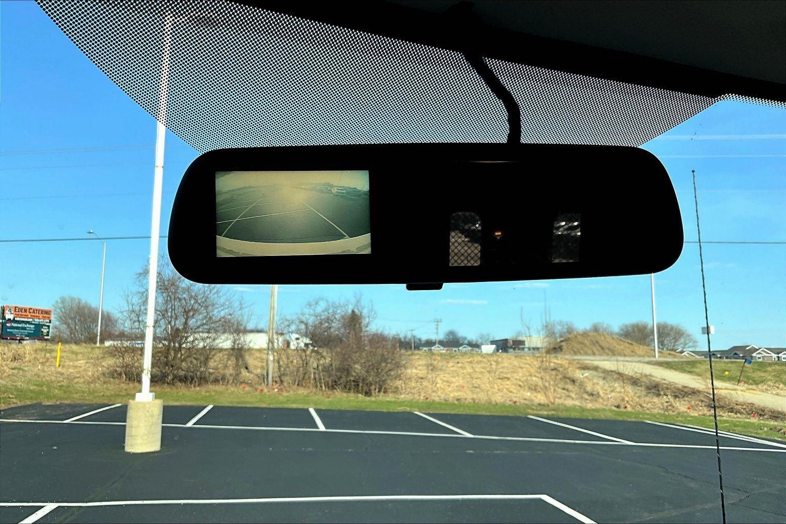 Summit White 2018 Chevrolet Express Chassis 3500 139 Cutaway RWD Van Rear-Wheel Drive 6-Speed Automatic