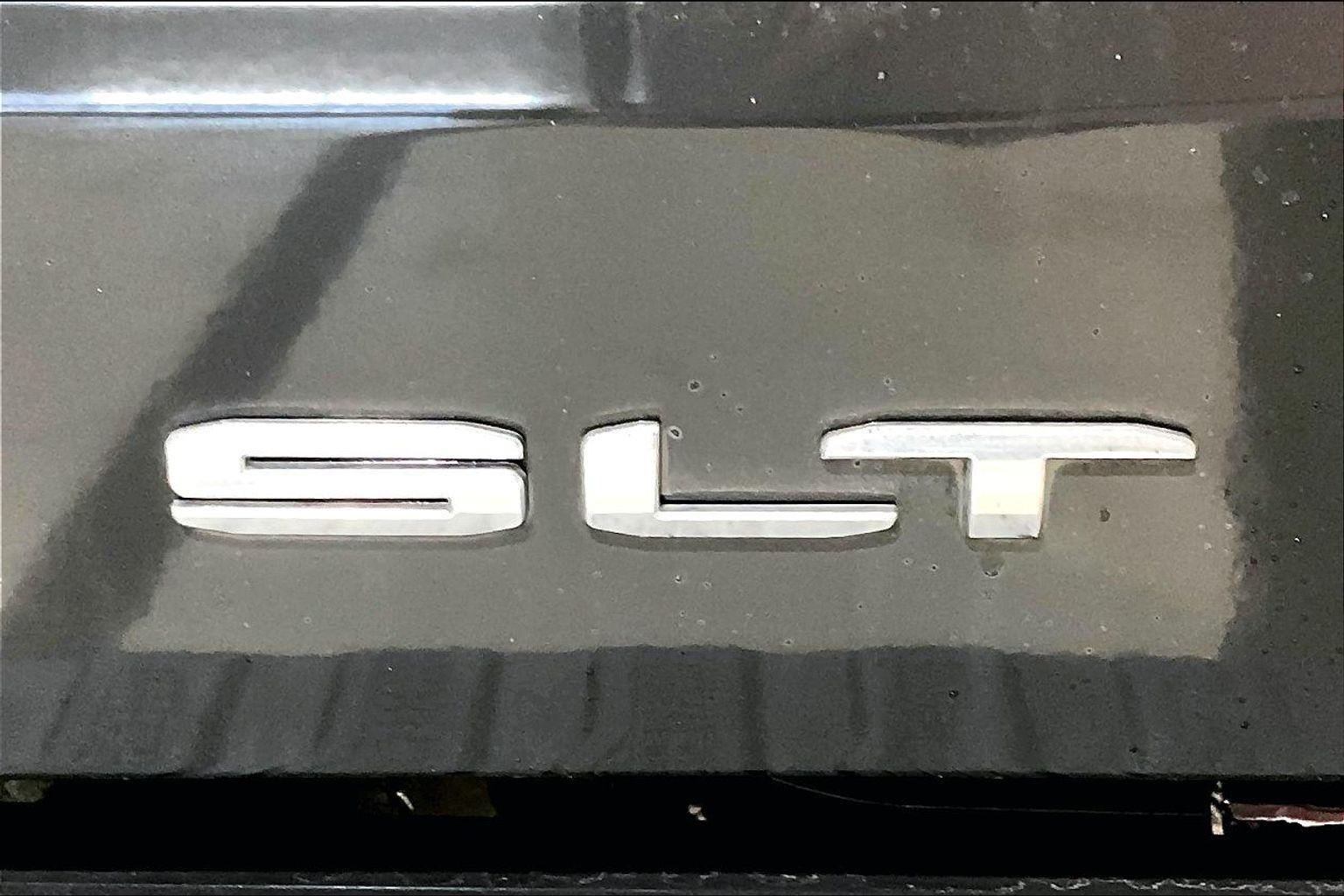 2026 GMC Sierra 1500 SLT - Photo 11