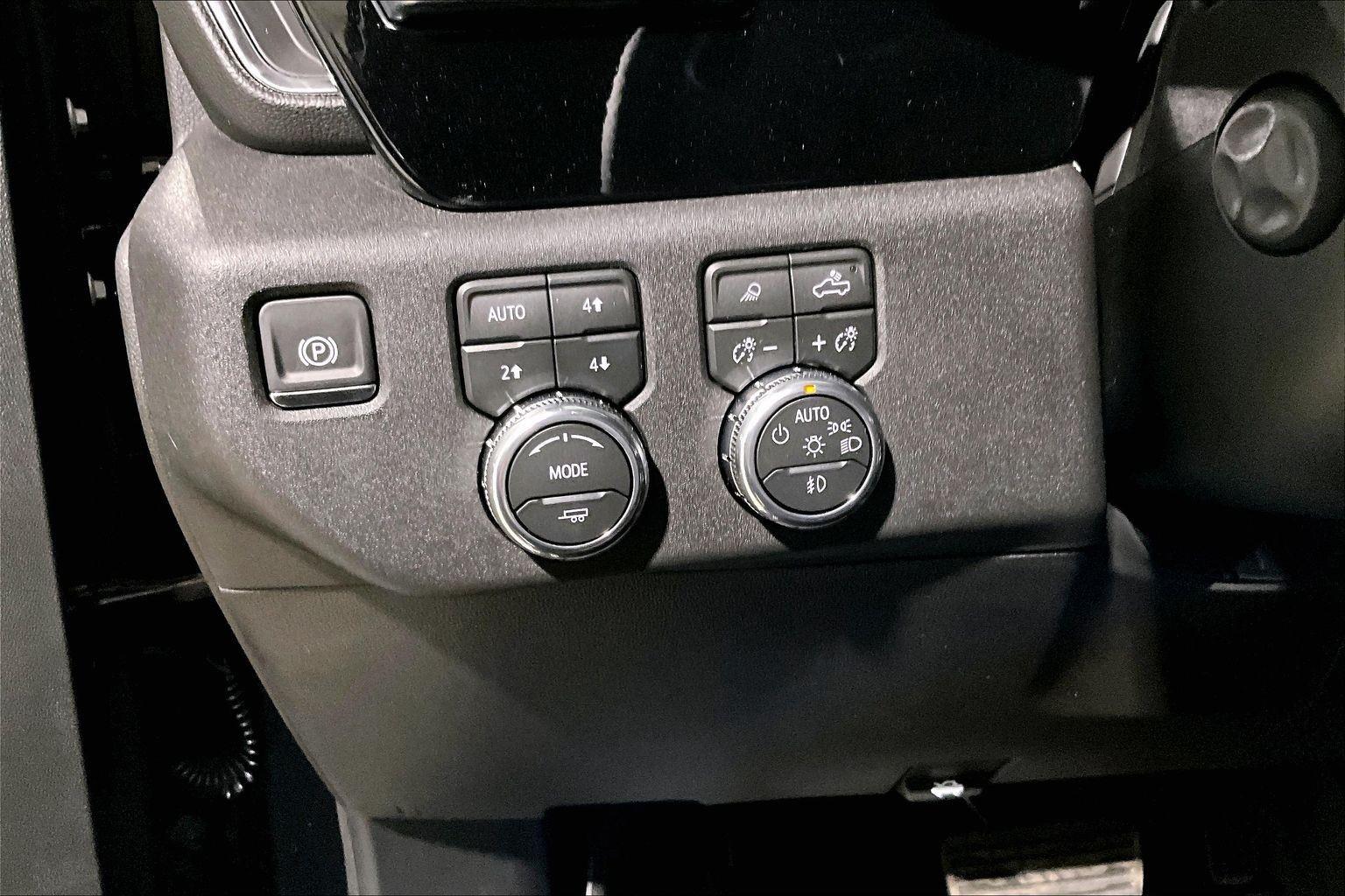 2026 GMC Sierra 1500 SLT - Photo 17