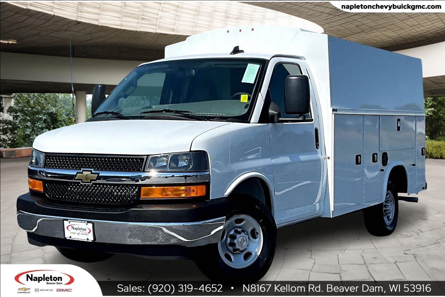 2025 Chevrolet Express 3500 139" WB's photo