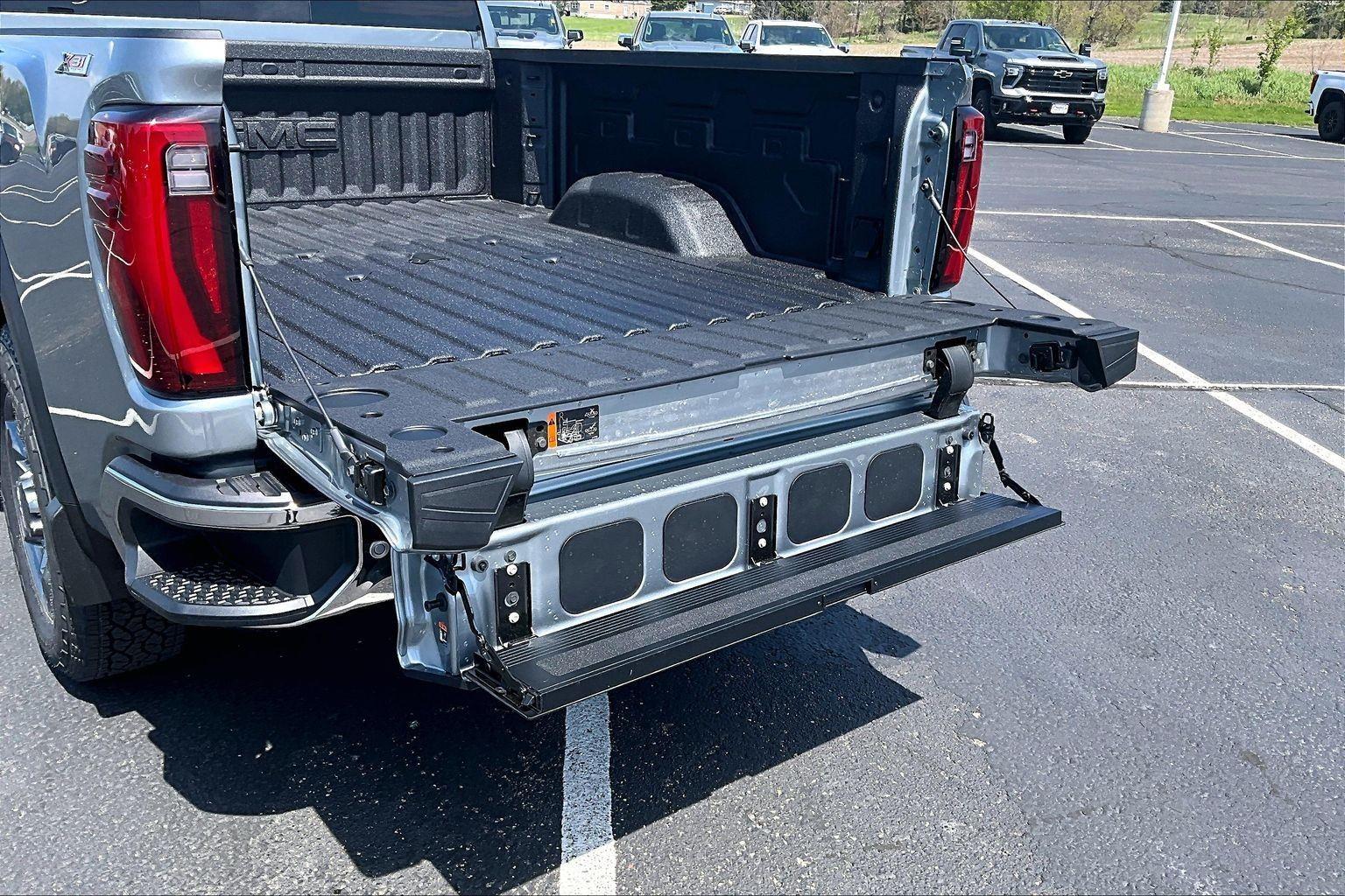 2026 GMC Sierra 2500HD SLT - Photo 17