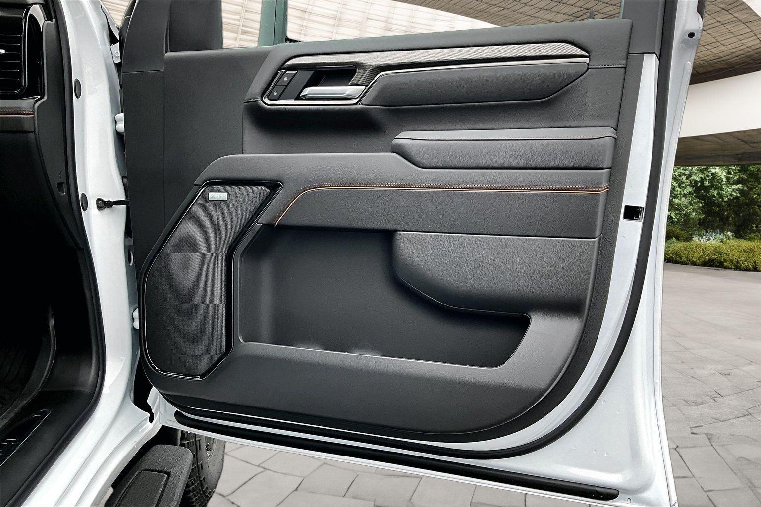 2026 GMC Sierra 2500HD AT4 - Photo 13