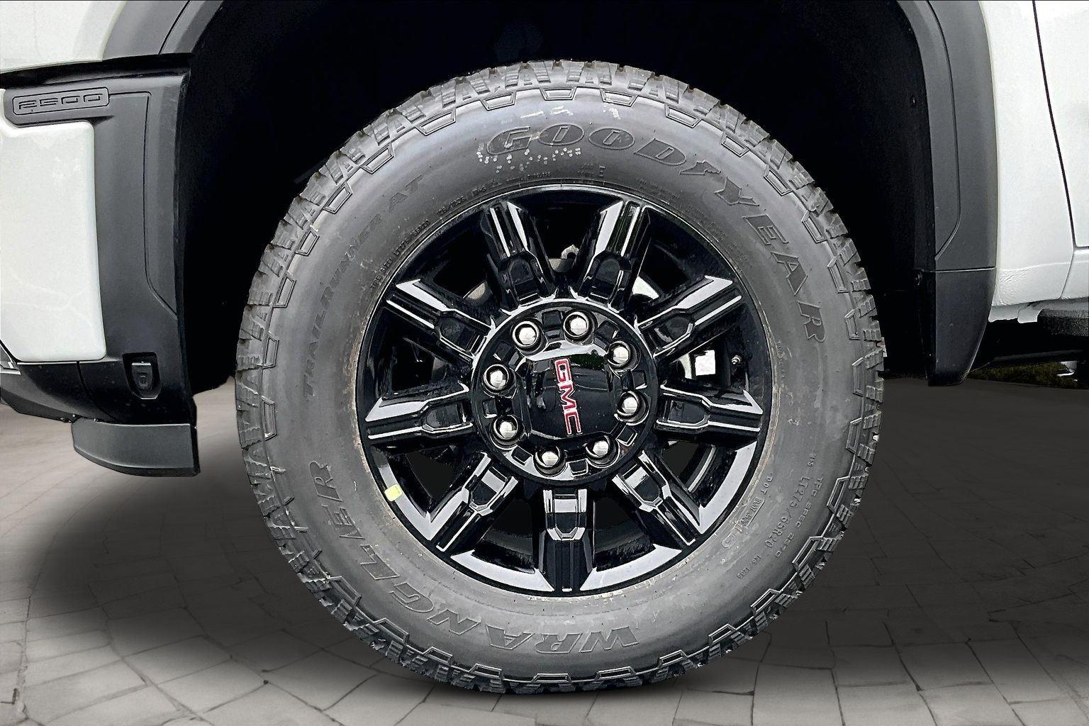 2026 GMC Sierra 2500HD AT4 - Photo 15