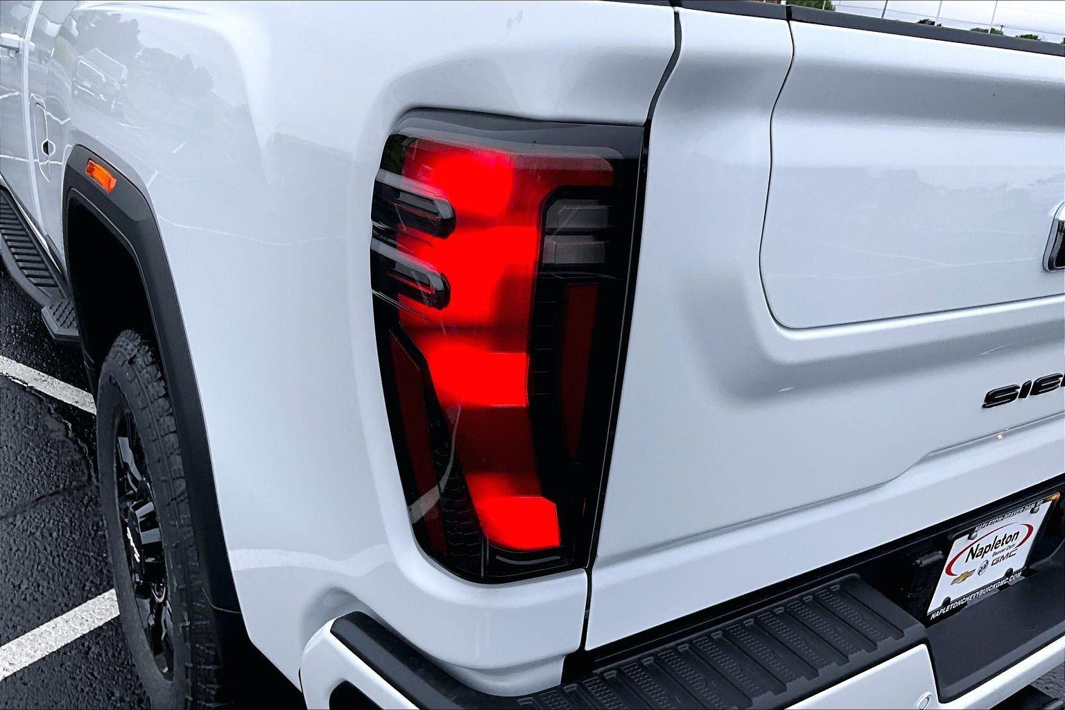 2026 GMC Sierra 2500HD AT4 - Photo 33