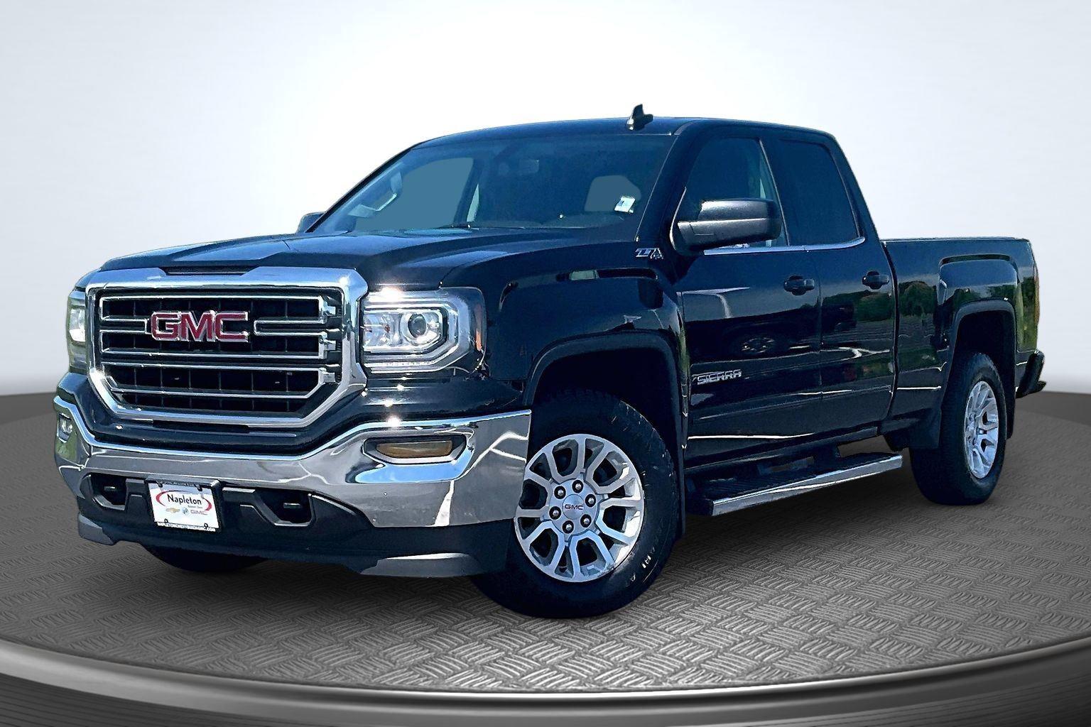 2017 GMC Sierra 4WD Double Cab Standard Box SLE's photo