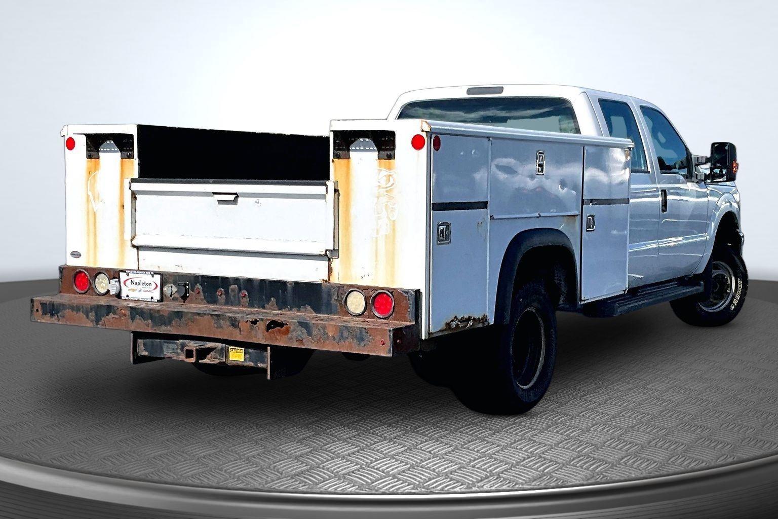 Used 2015 Ford F-350 Super Duty Chassis Cab XL with VIN 1FD8W3H65FEA13362 for sale in Beaver Dam, WI