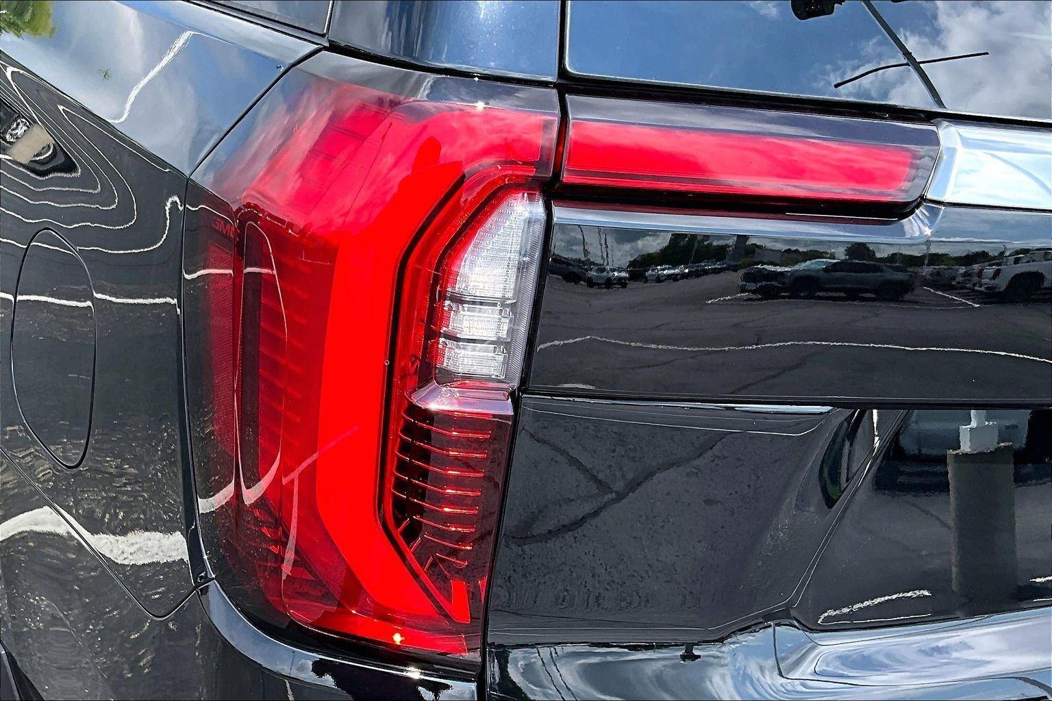 2026 GMC Yukon XL Denali - Photo 33