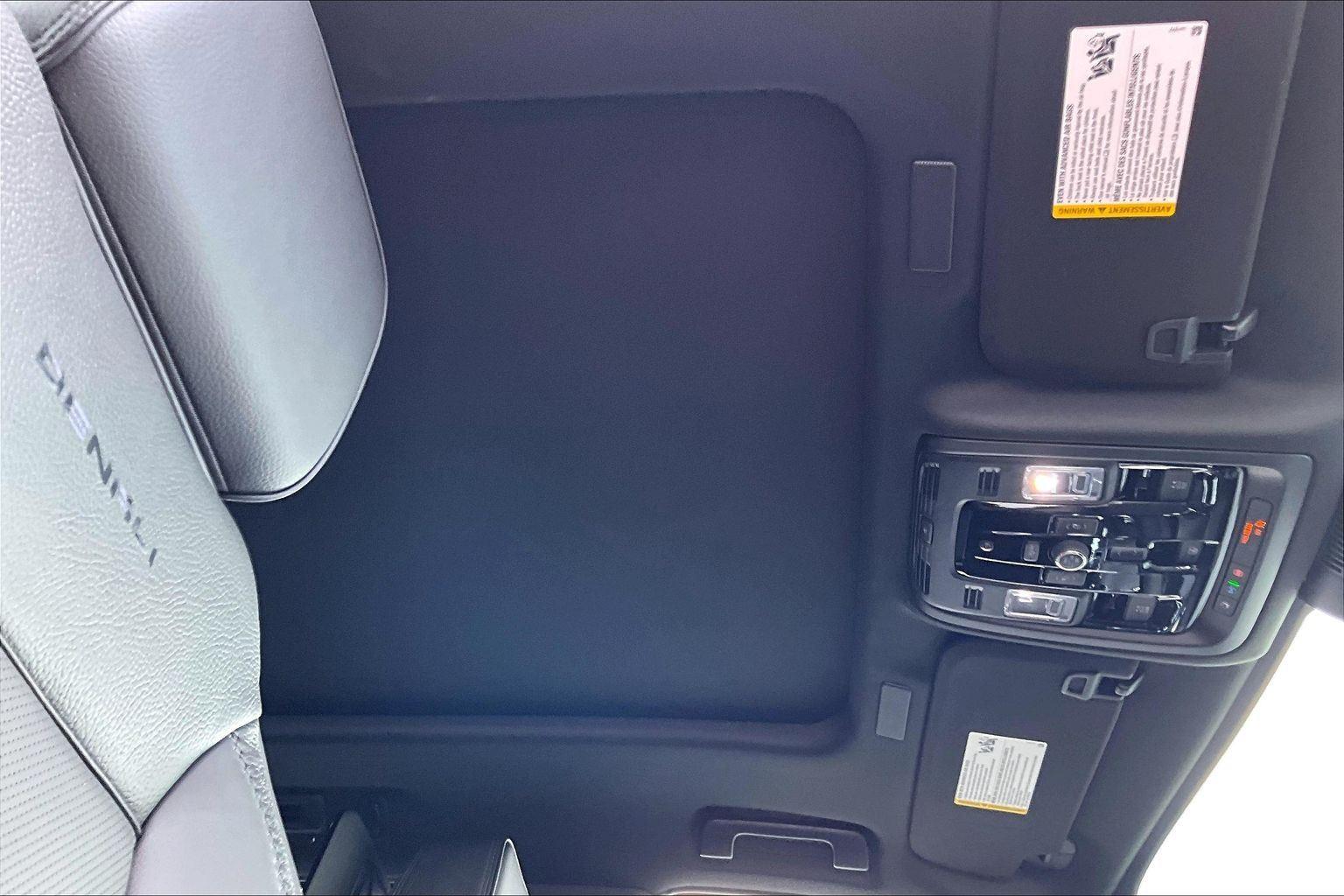 2026 GMC Yukon XL Denali - Photo 36