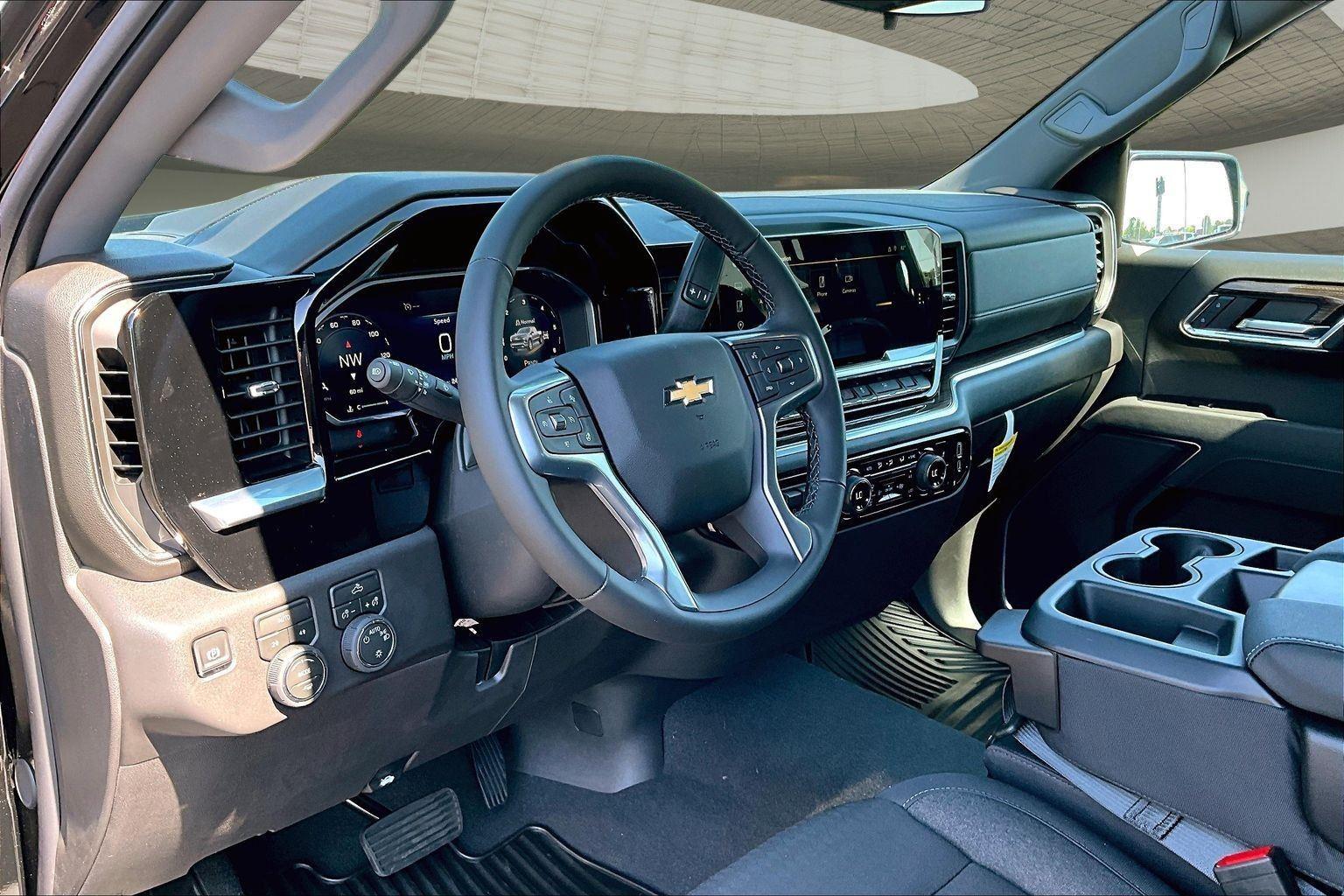 2026 Chevrolet Silverado 1500 LT - Photo 8