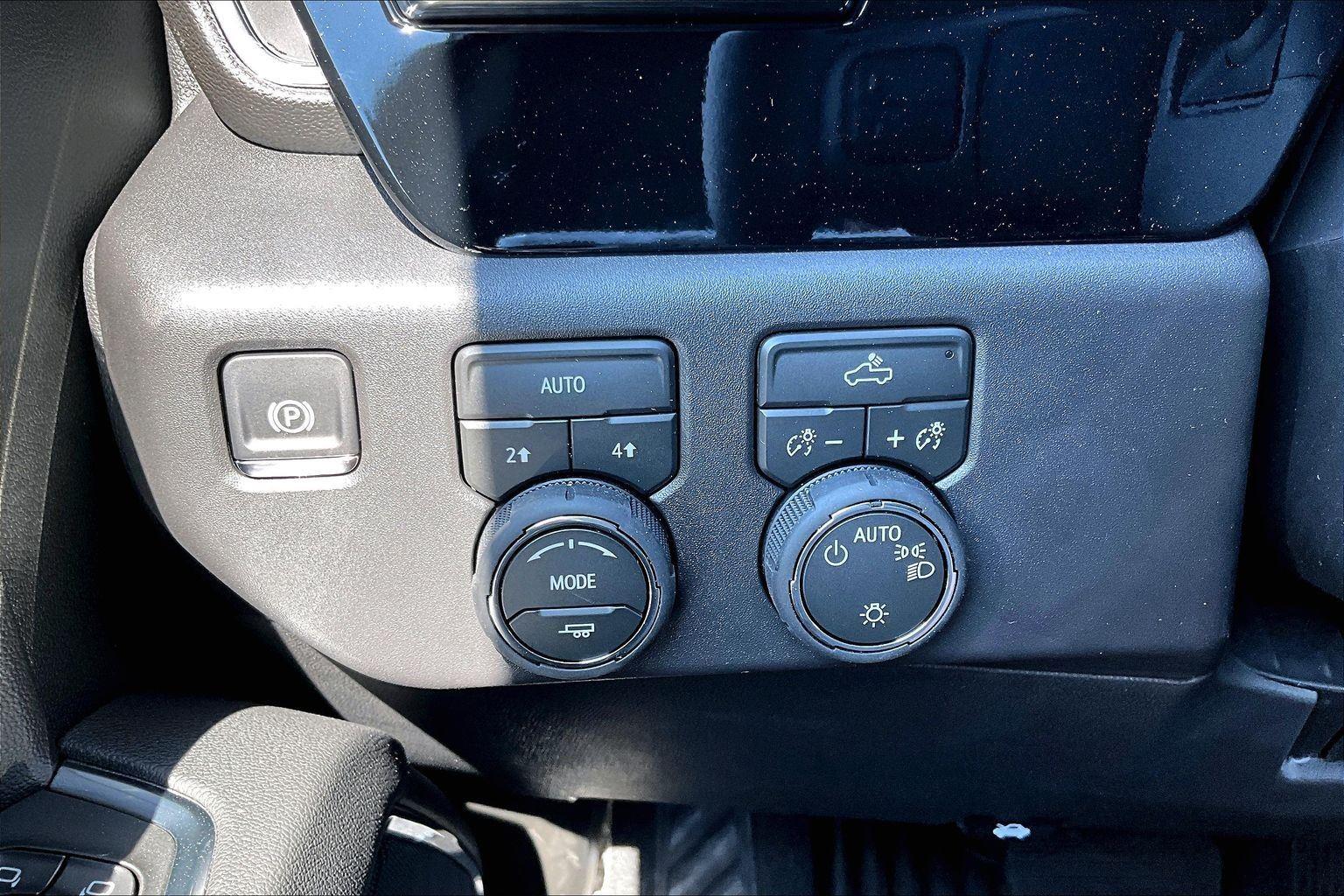 2026 Chevrolet Silverado 1500 LT - Photo 18