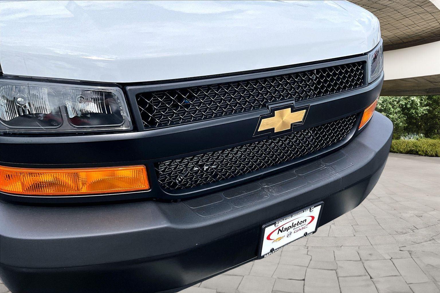 2026 Chevrolet Express Cargo Work Van - Photo 33