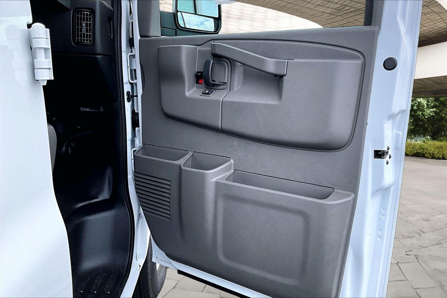 2026 Chevrolet Express Cargo Work Van - Photo 11