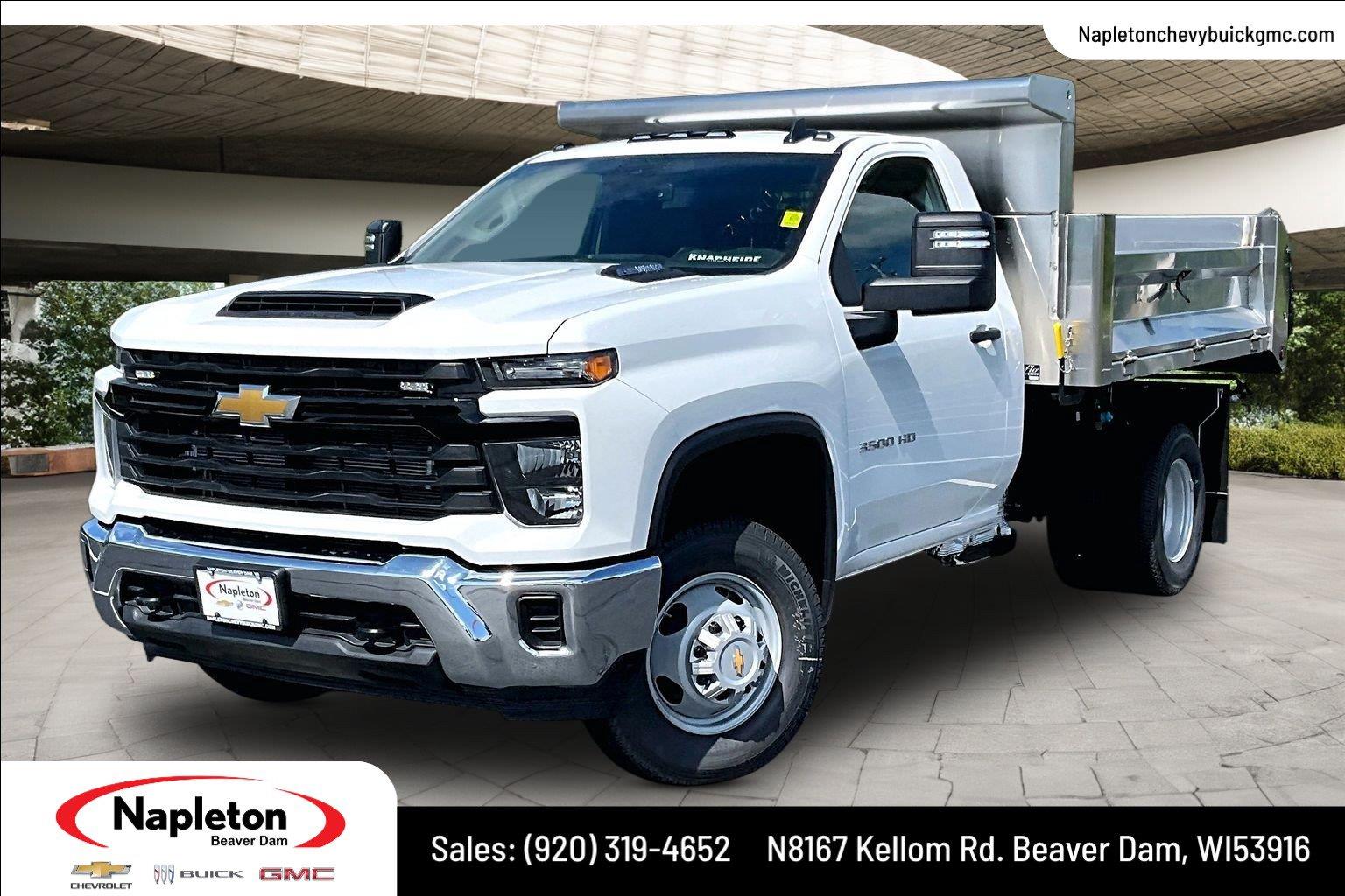 Summit White 2026 Chevrolet Silverado 3500HD Chassis Pickup Truck Four-Wheel Drive Automatic