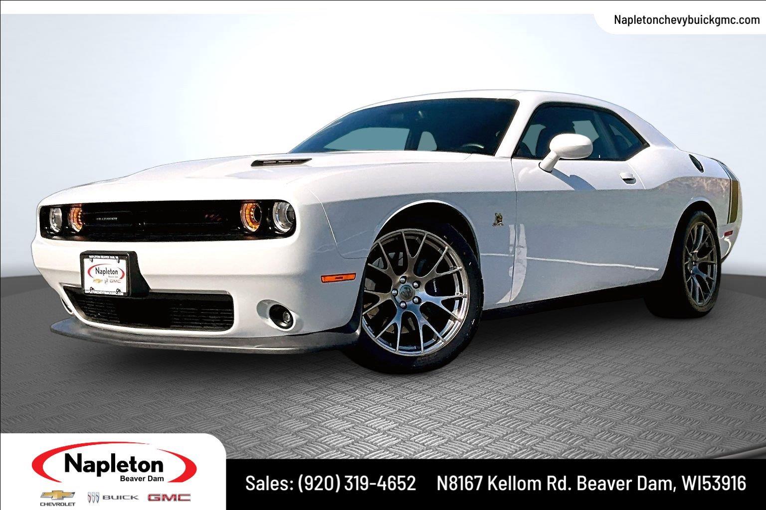  2016 Dodge Challenger R/T Scat Pack RWD   