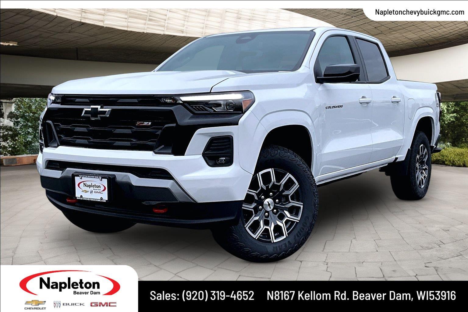 Summit White 2026 Chevrolet Colorado Pickup Truck Four-Wheel Drive 8-Speed Automatic