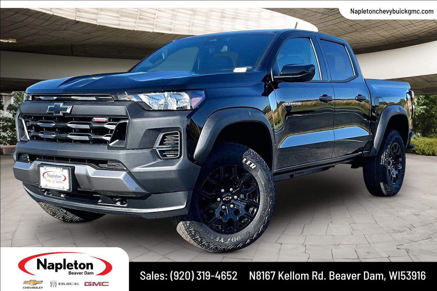 Black 2026 Chevrolet Colorado Pickup Truck Four-Wheel Drive 8-Speed Automatic