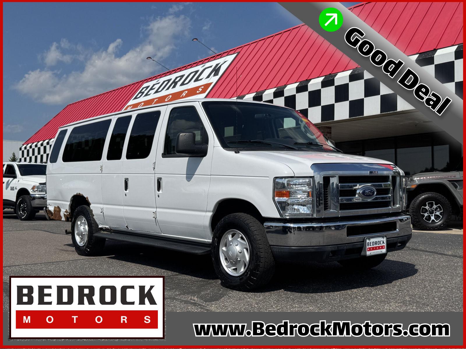 Oxford White 2013 Ford E-Series Van Rear-Wheel Drive Automatic
