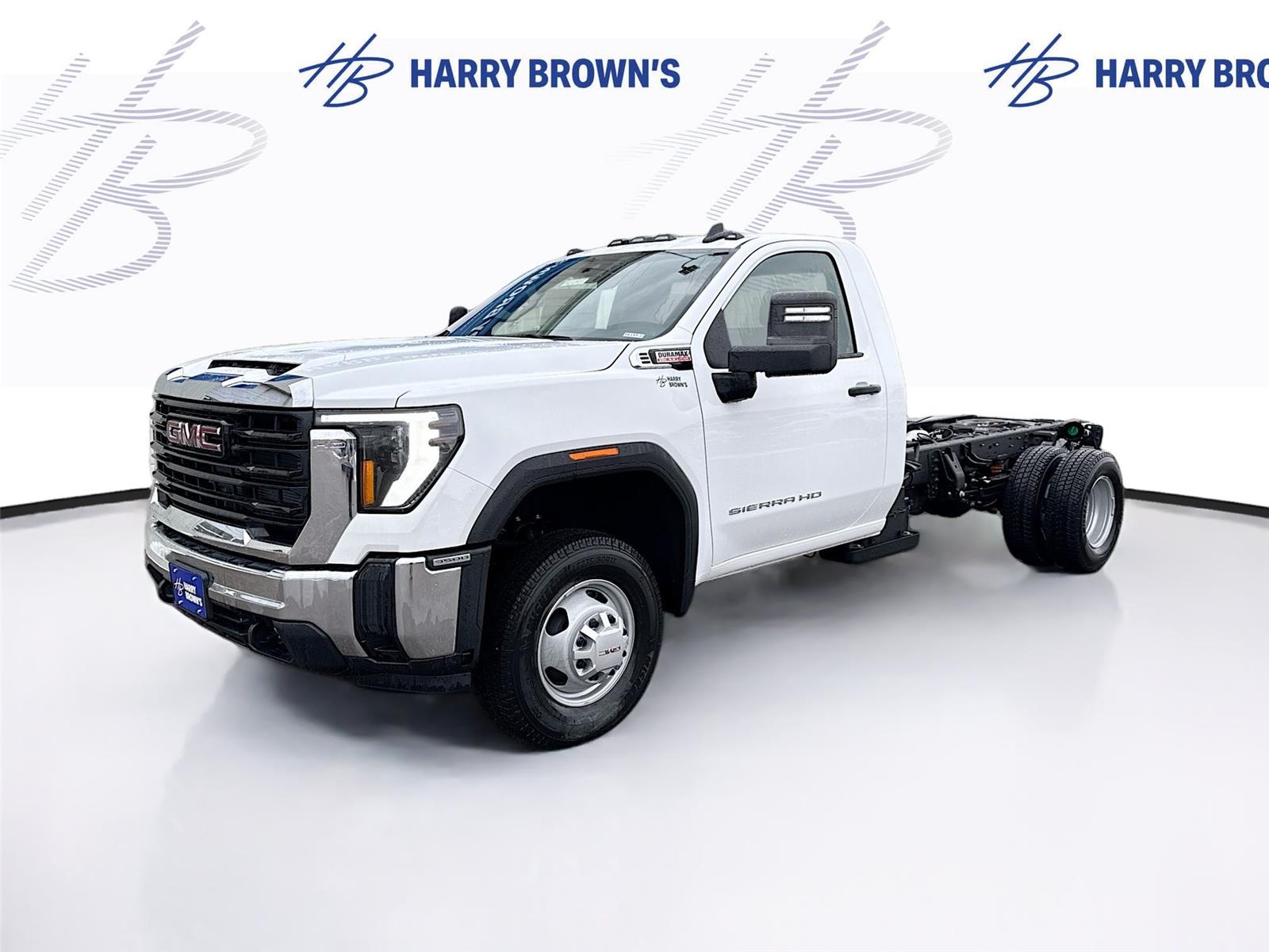 Summit White 2026 GMC Sierra 3500HD Chassis Pickup Truck Four-Wheel Drive Automatic
