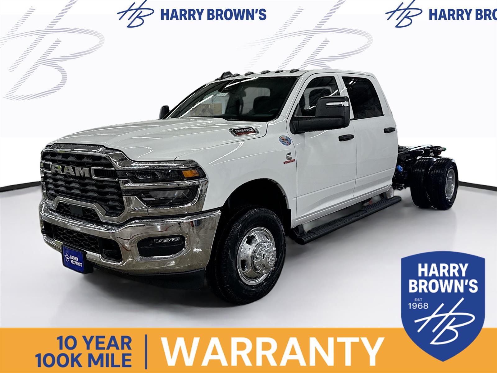 2026 RAM 3500 Chassis Tradesman Crew Cab LB DRW 4WD
