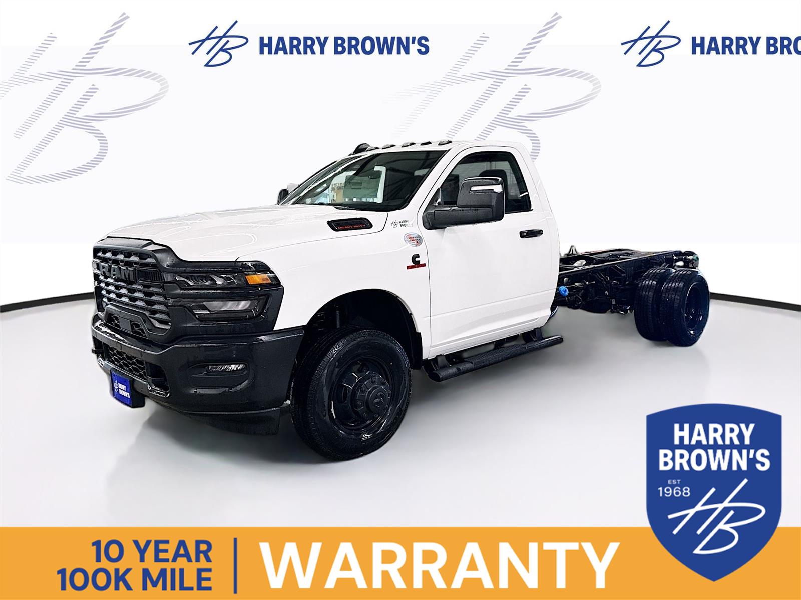Bright White Clearcoat 2026 RAM 3500 Chassis Pickup Truck Four-Wheel Drive 8-Speed Automatic