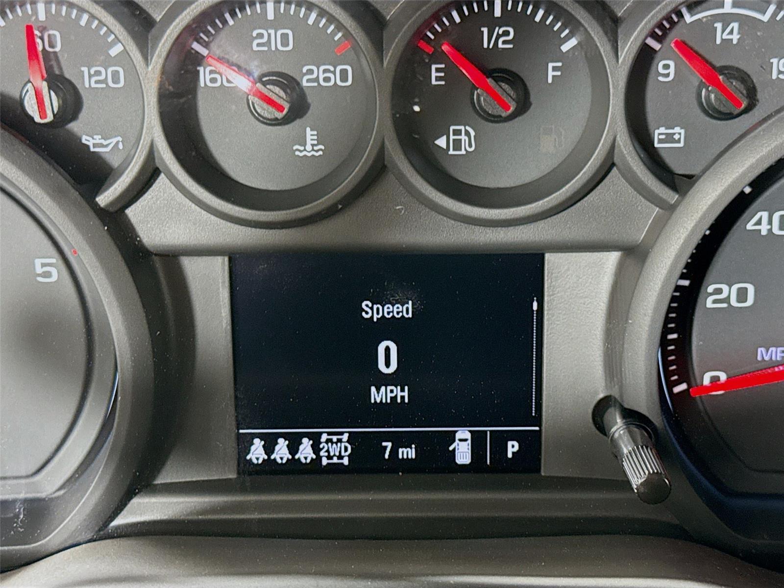 View vehicle photo 7