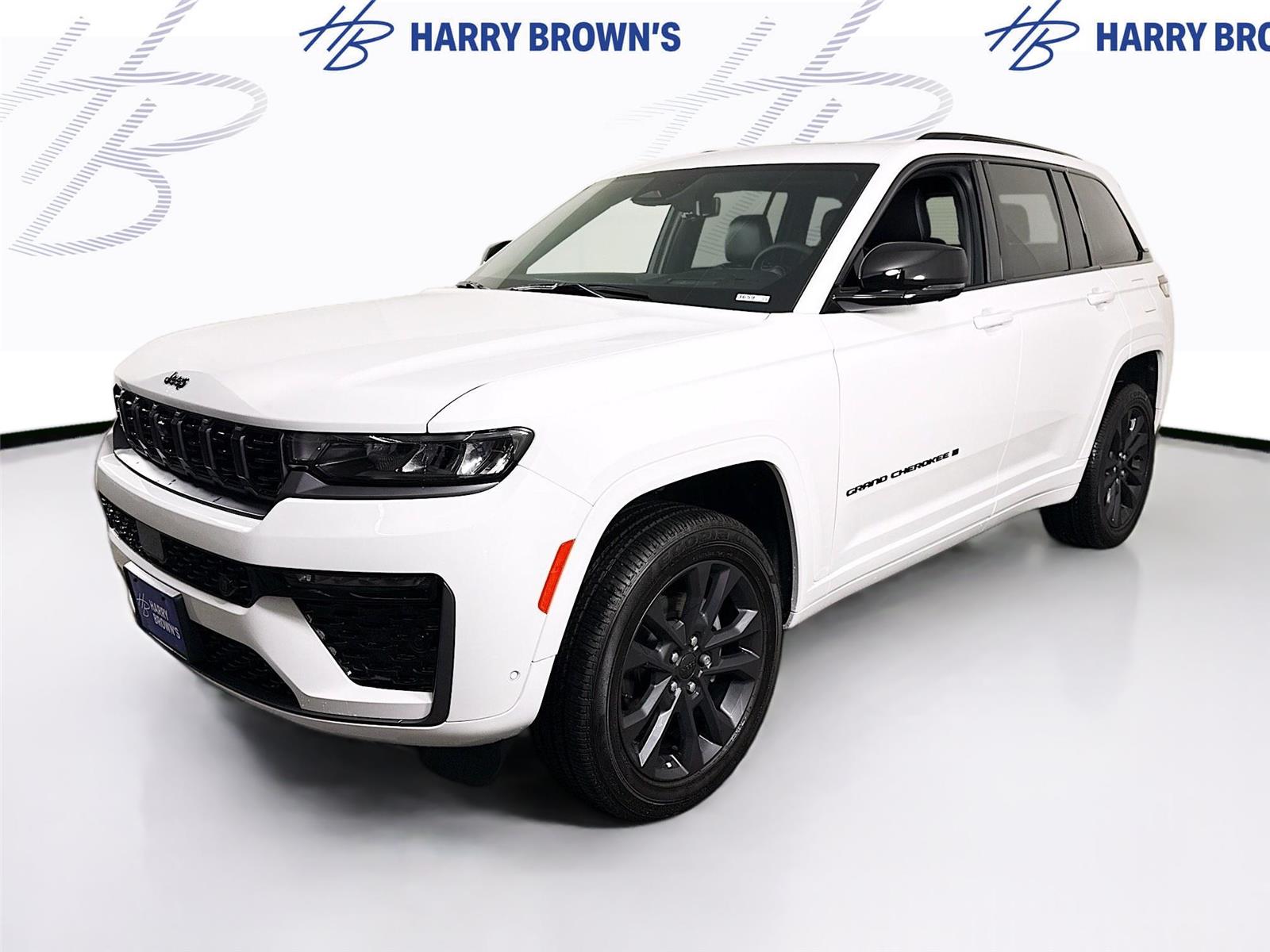 Bright White Clearcoat 2026 Jeep Grand Cherokee SUV / Crossover Four-Wheel Drive 8-Speed Automatic