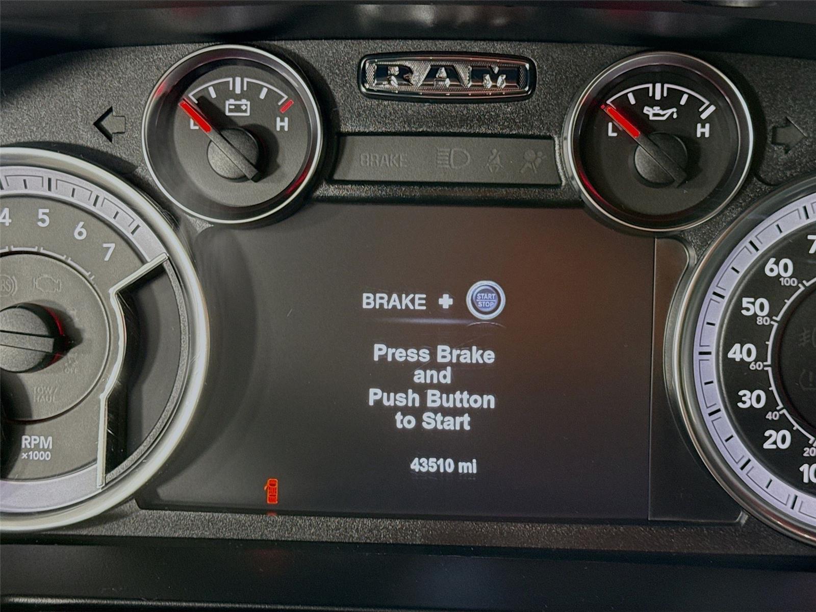 View vehicle photo 6