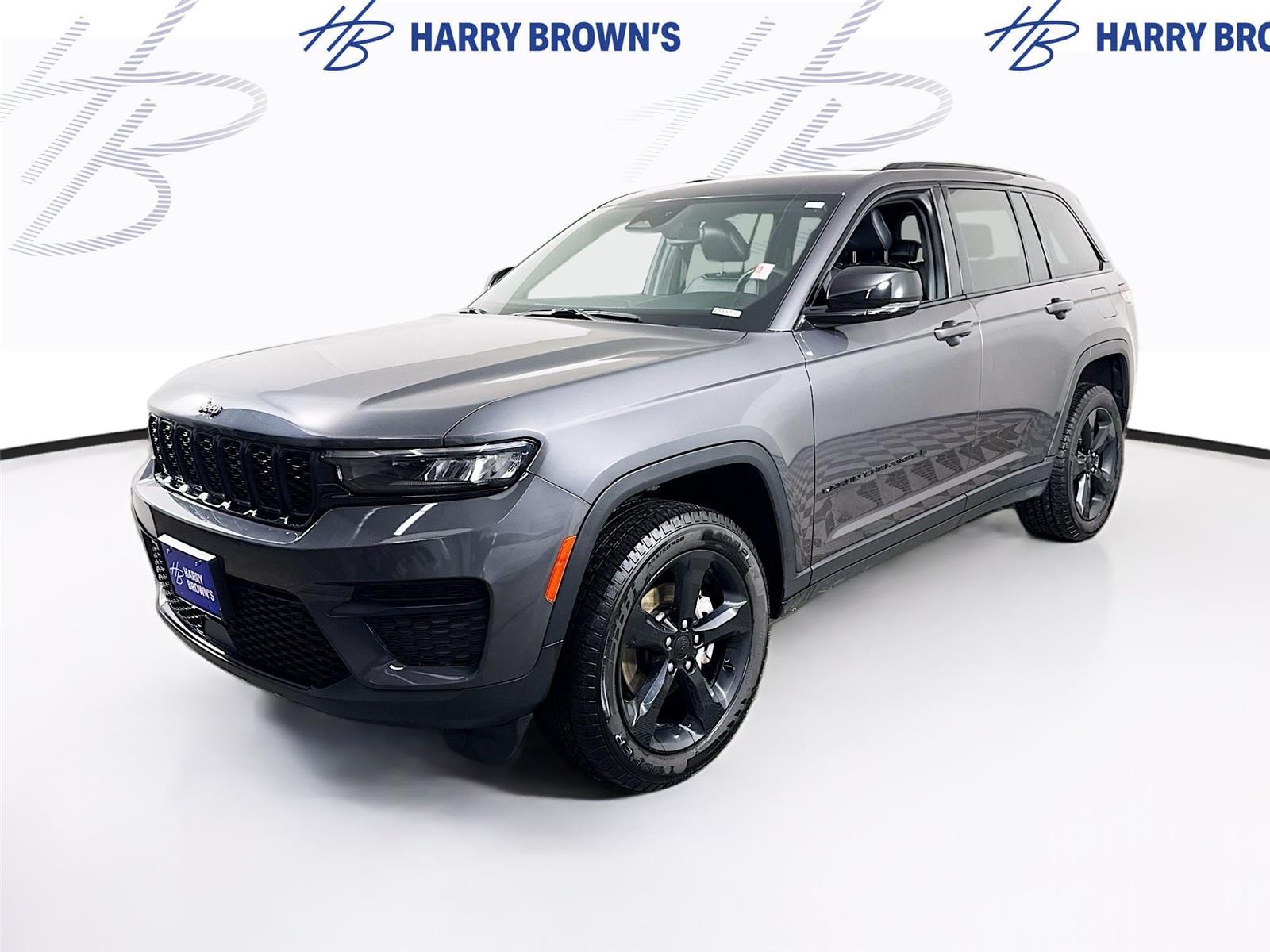 Baltic Gray Metallic Clearcoat 2022 Jeep Grand Cherokee Altitude 4WD SUV / Crossover Four-Wheel Drive 8-Speed Automatic