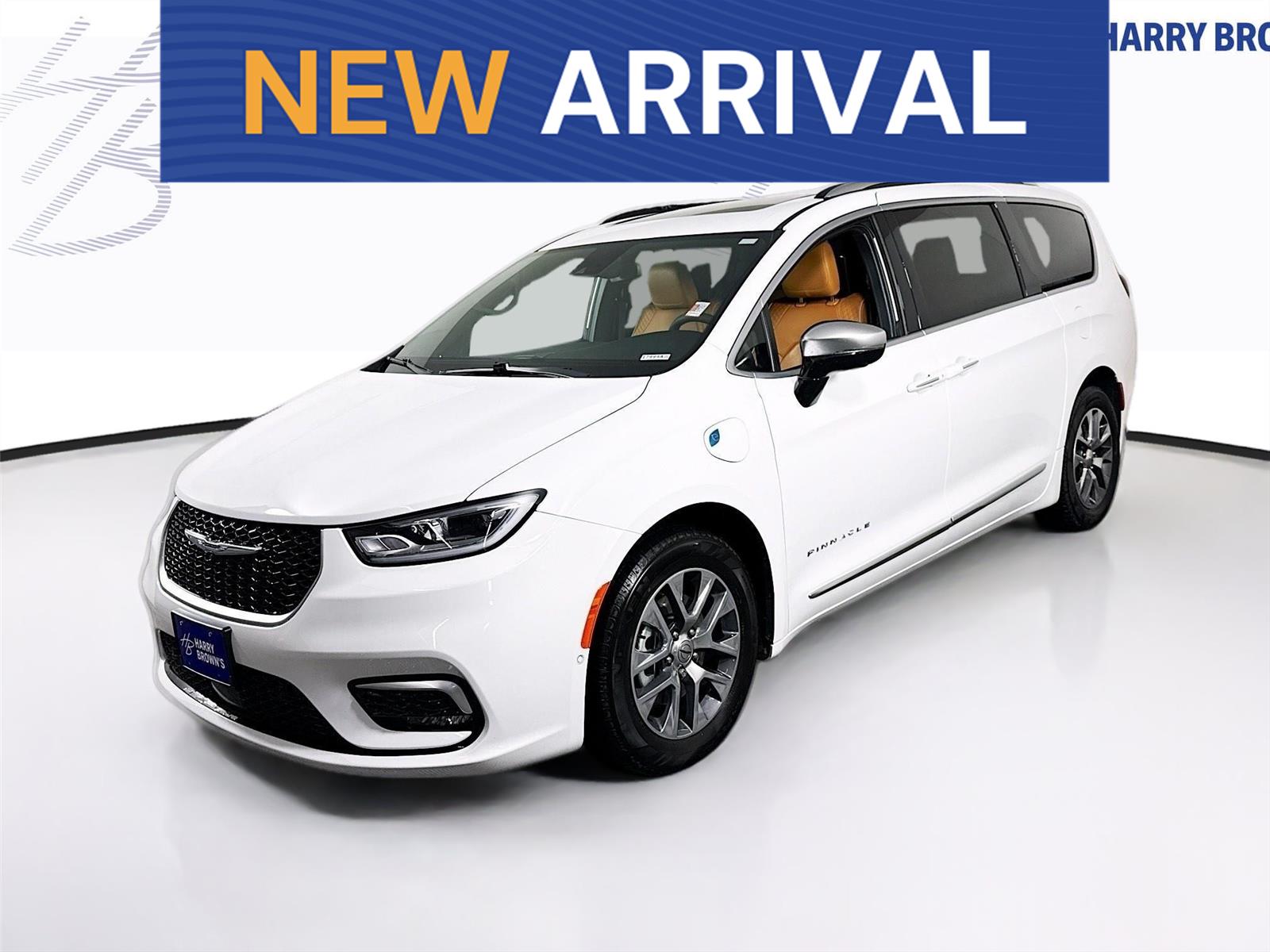 2023 Chrysler Pacifica Hybrid Pinnacle FWD