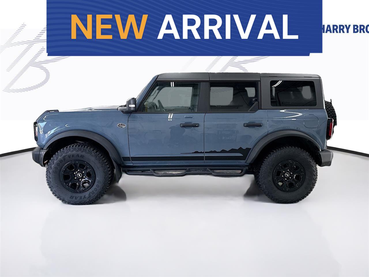 Blue (Azure Gray Metallic Tri-Coat) 2023 Ford Bronco Wildtrak Advanced 4-Door 4WD SUV / Crossover Four-Wheel Drive Automatic