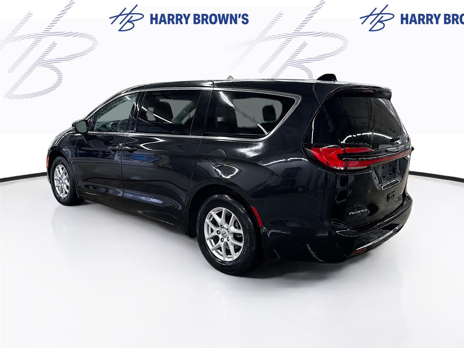 View vehicle photo 2