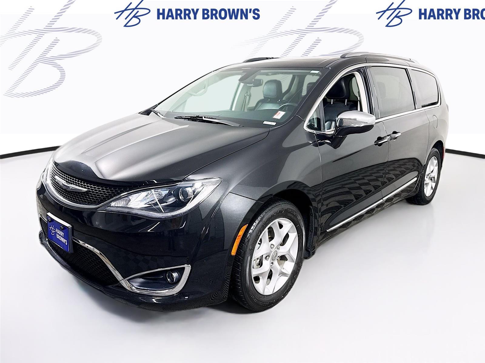2019 Chrysler Pacifica Limited FWD