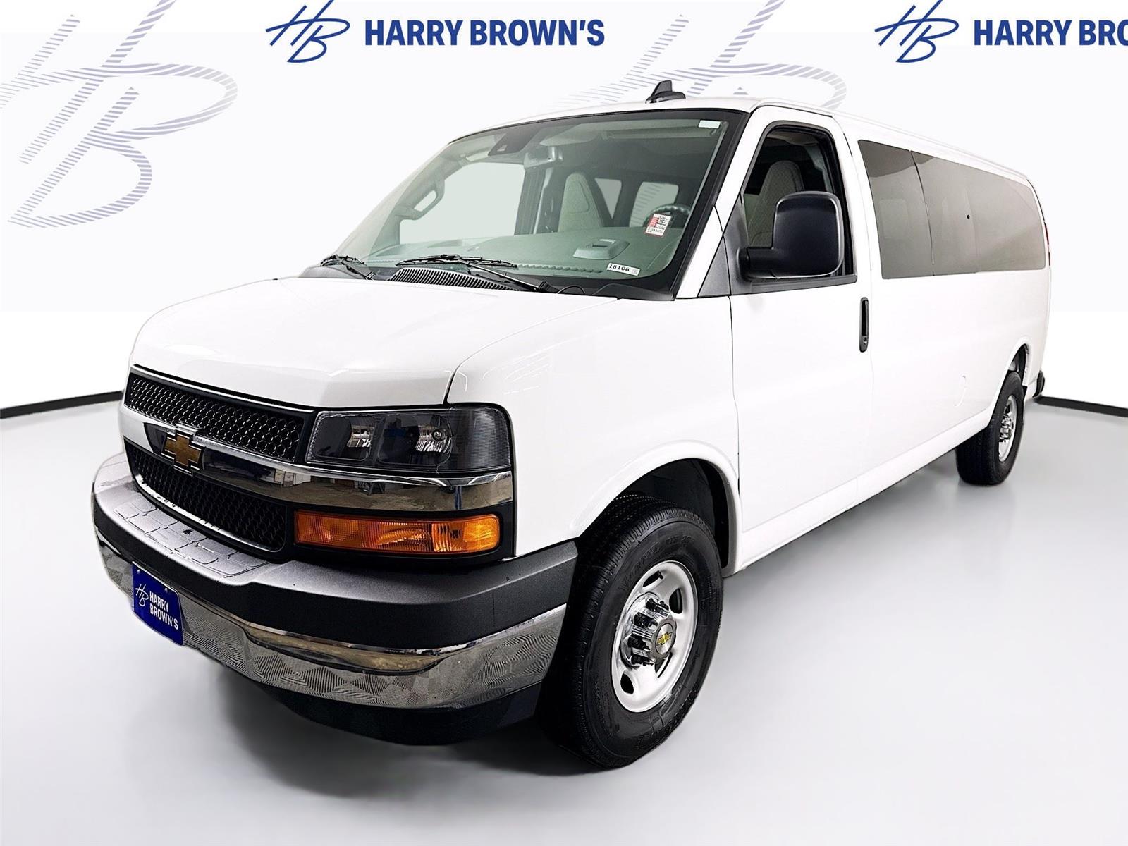 Summit White 2025 Chevrolet Express 3500 LT Extended RWD Van Rear-Wheel Drive 8-Speed Automatic
