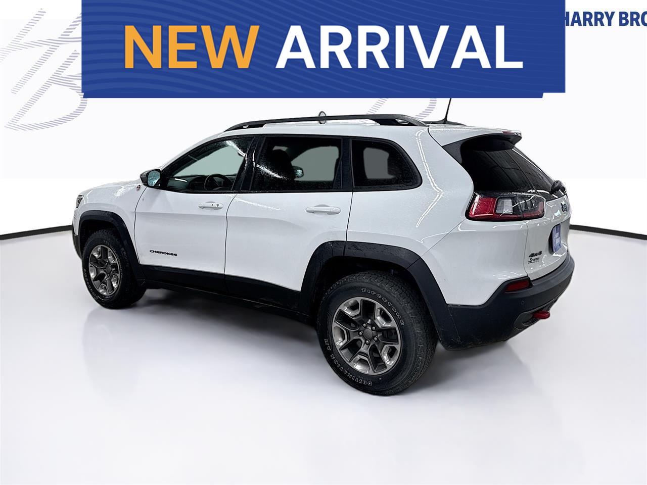 Bright White Clearcoat 2019 Jeep Cherokee Trailhawk 4WD SUV / Crossover Four-Wheel Drive 9-Speed Automatic