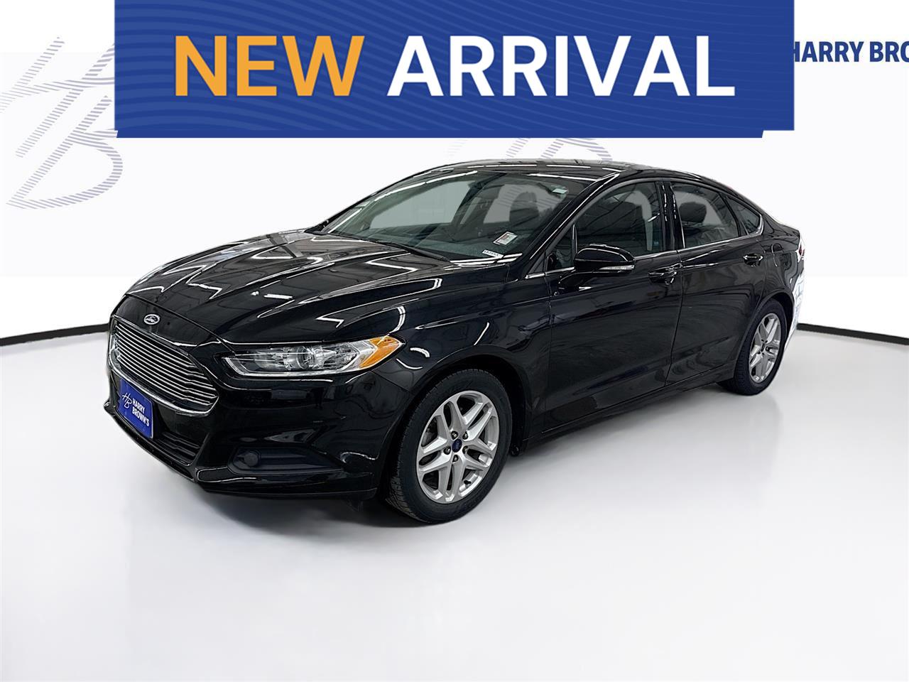 Tuxedo Black Metallic 2014 Ford Fusion SE Sedan Front-Wheel Drive 6-Speed Automatic