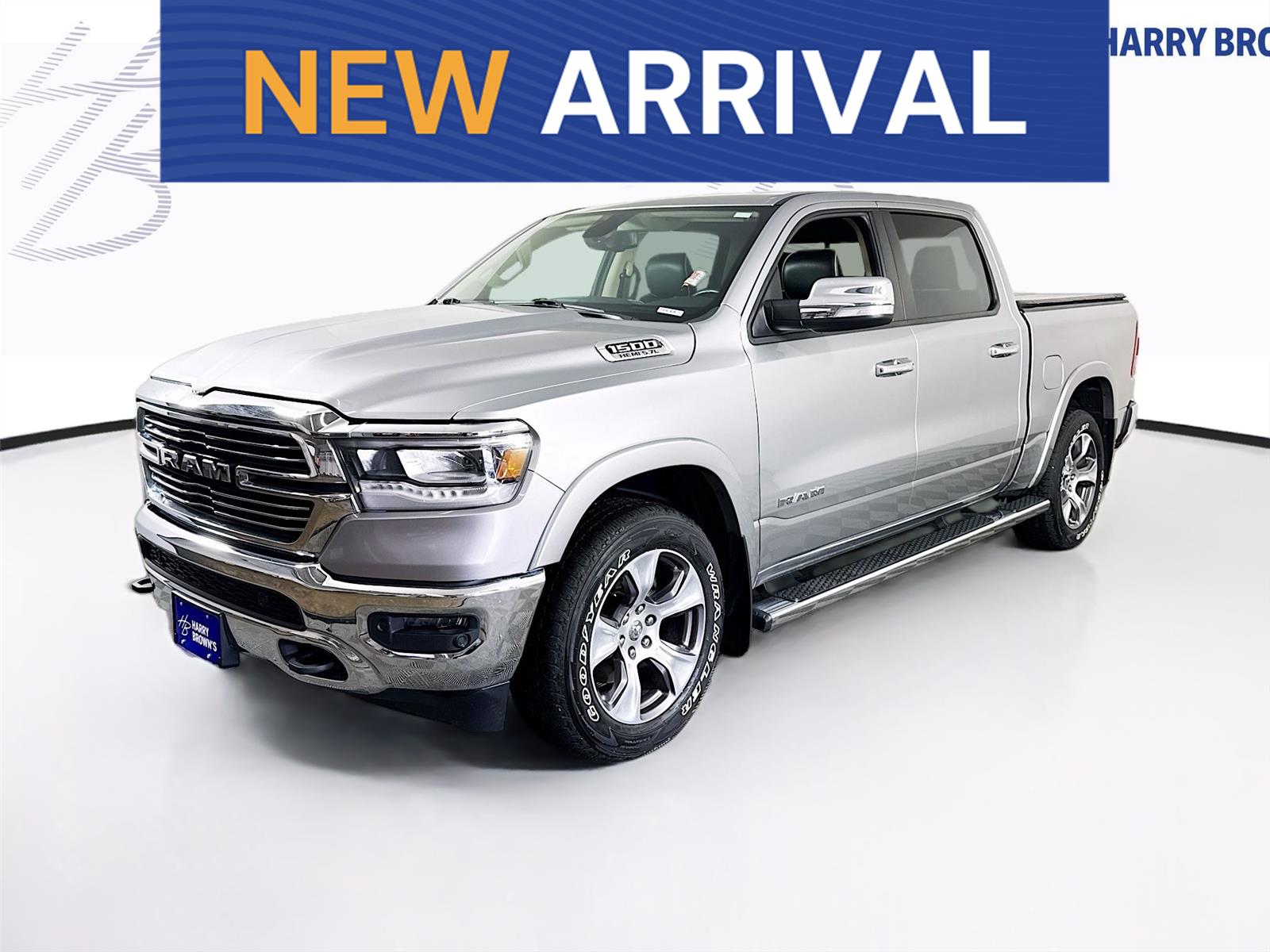Billet Silver Metallic Clearcoat 2020 RAM 1500 Laramie Crew Cab 4WD Pickup Truck Four-Wheel Drive 8-Speed Automatic