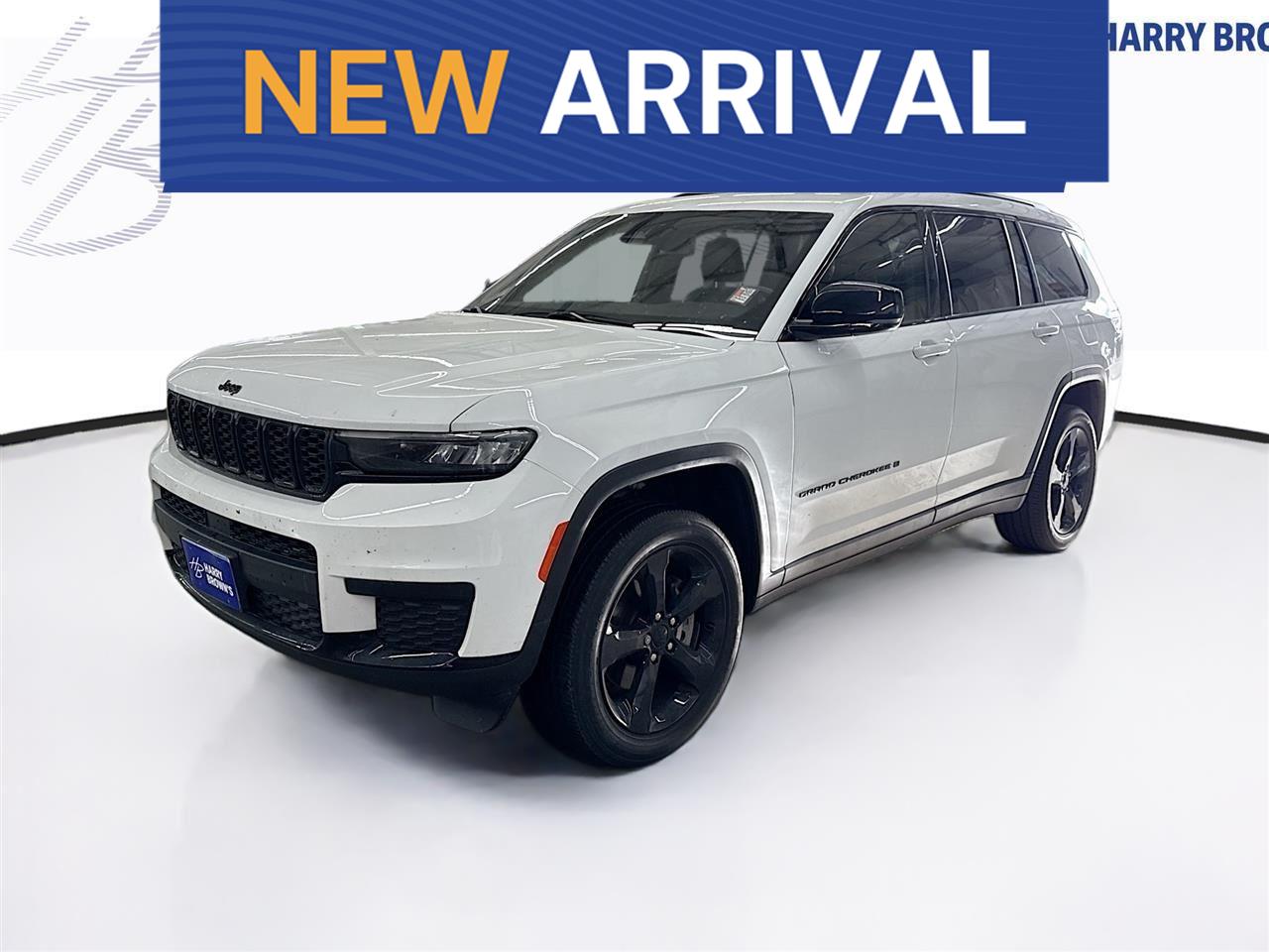 Bright White Clearcoat 2022 Jeep Grand Cherokee L Altitude 4WD SUV / Crossover Four-Wheel Drive 8-Speed Automatic