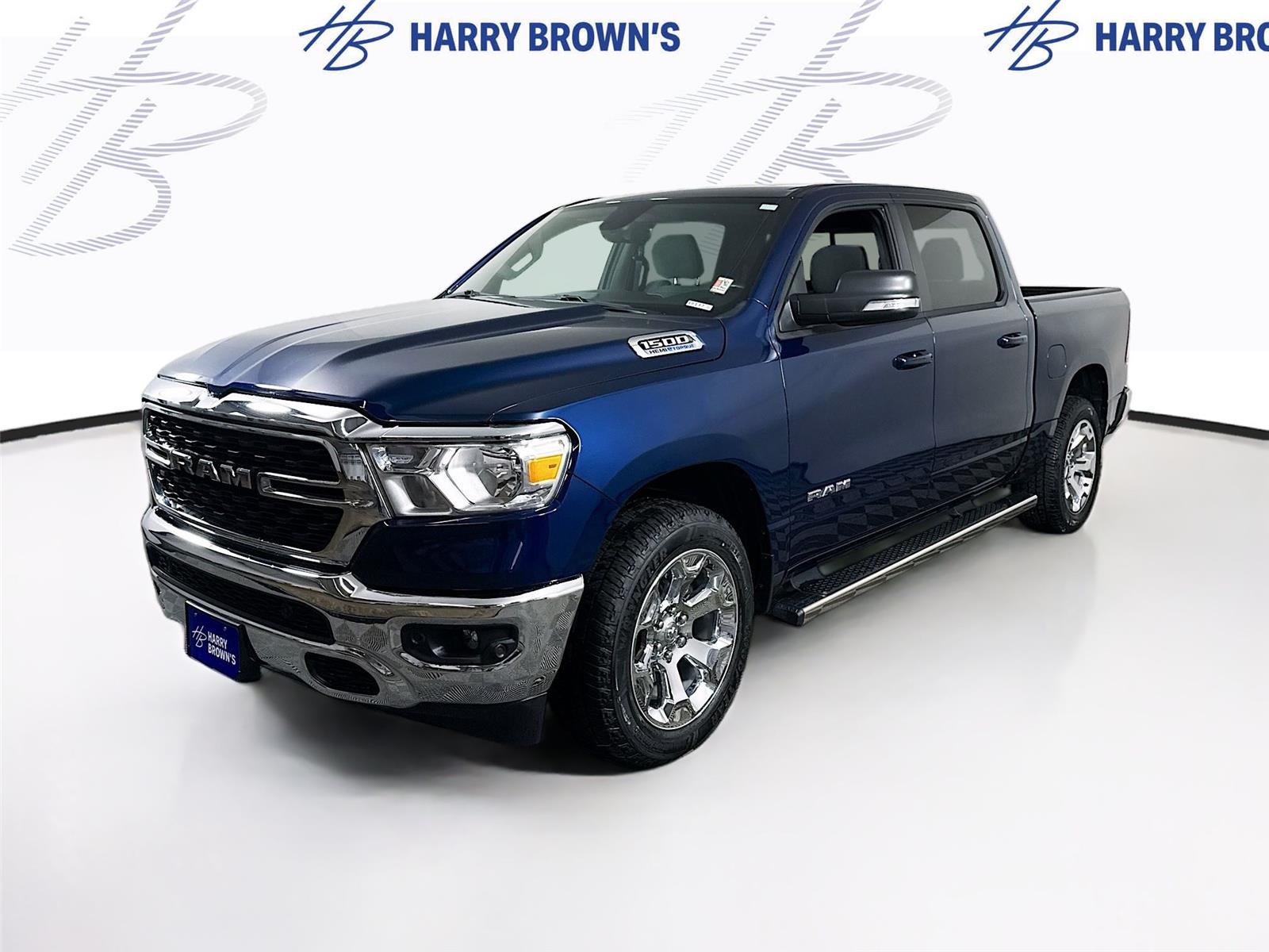 Patriot Blue Pearlcoat 2022 RAM 1500 Big Horn Crew Cab 4WD Pickup Truck Four-Wheel Drive 8-Speed Automatic