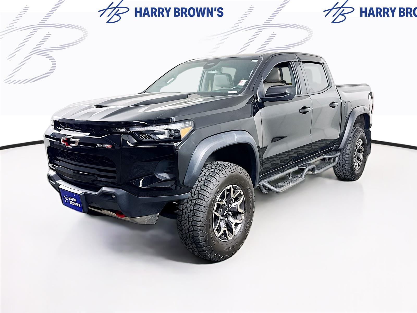 Black 2023 Chevrolet Colorado ZR2 Crew Cab 4WD Pickup Truck Four-Wheel Drive 8-Speed Automatic