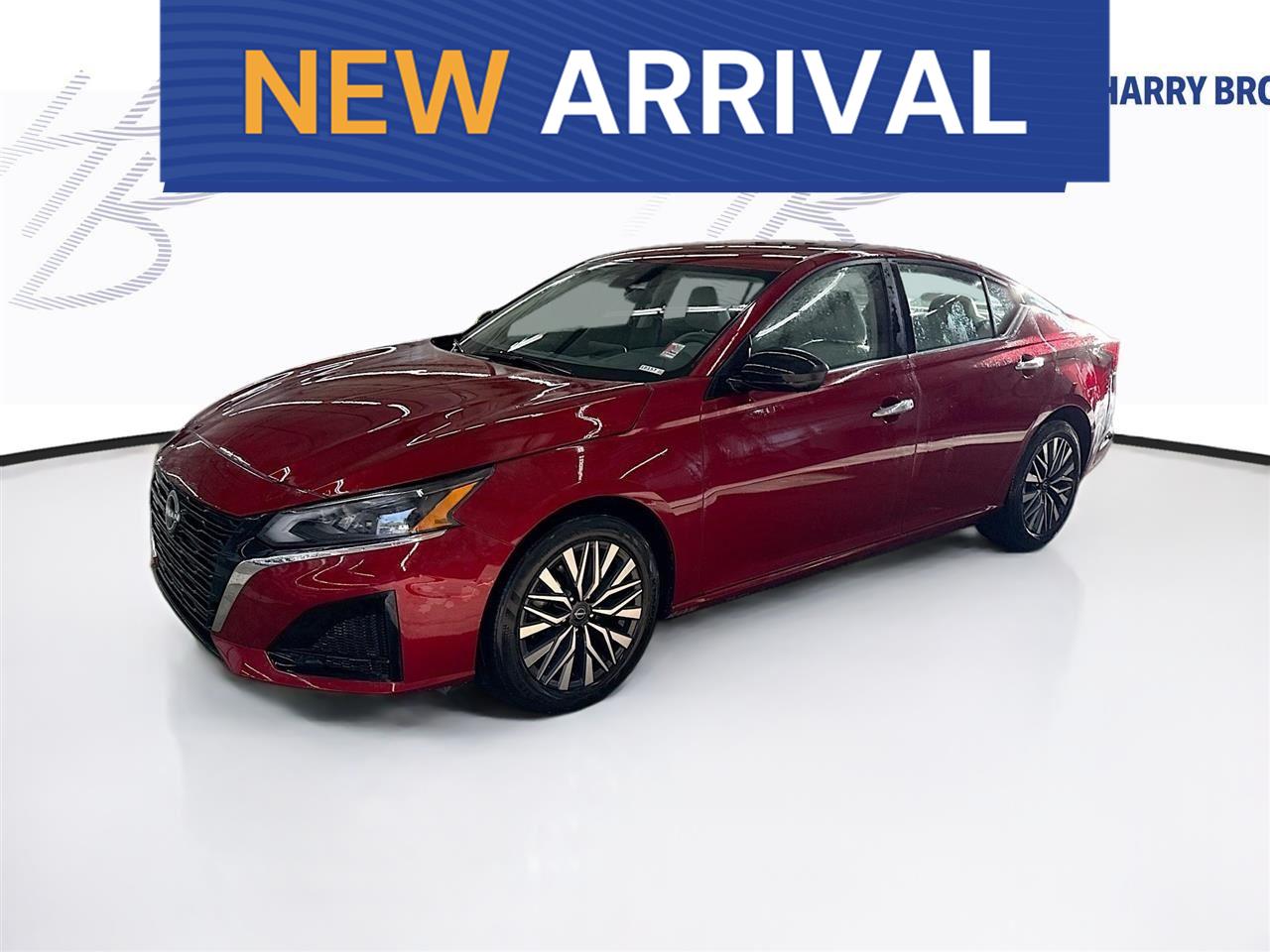 Super Black 2025 Nissan Altima 2.5 SV FWD Sedan Front-Wheel Drive Continuously Variable Transmission