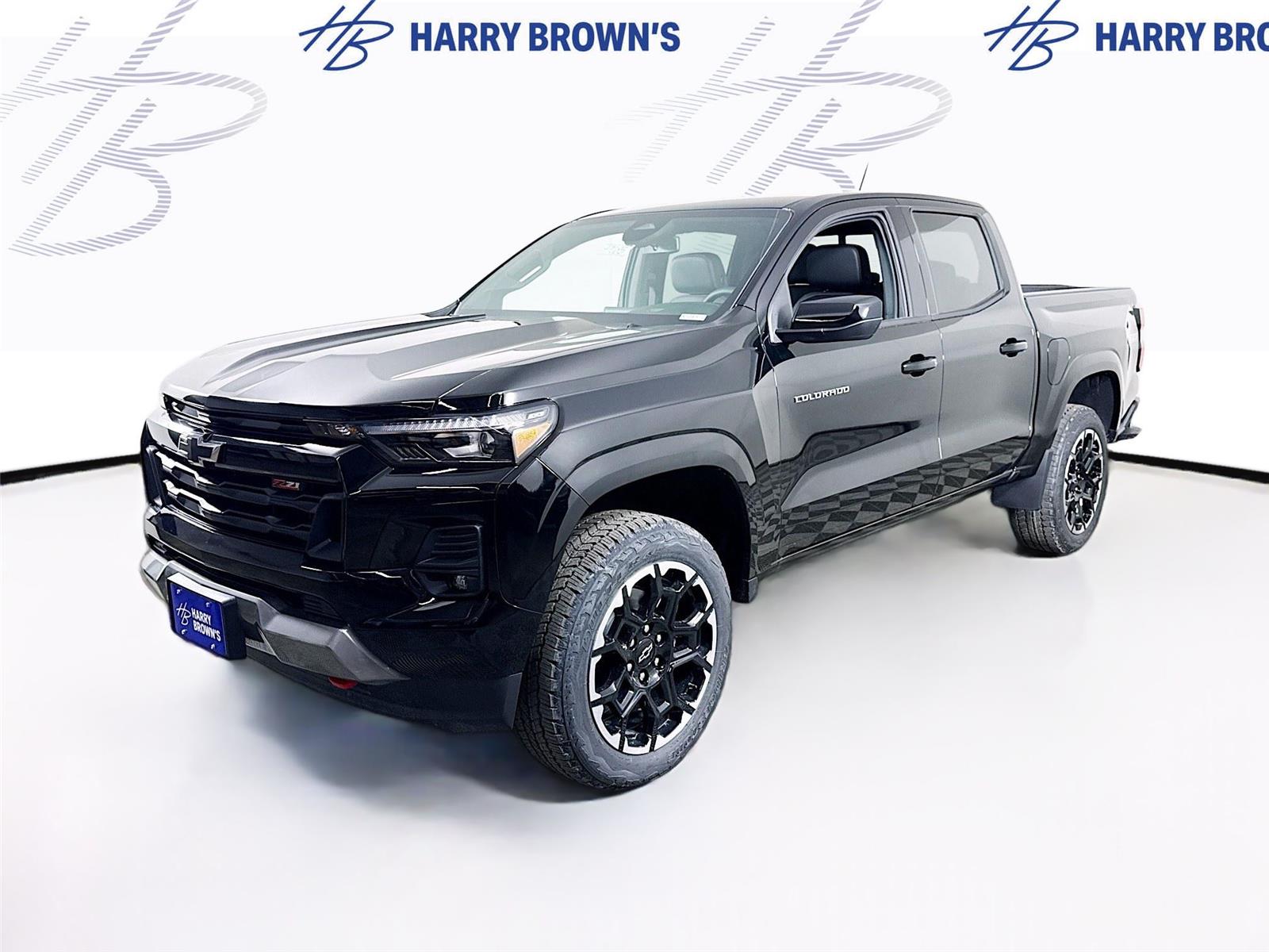 Black 2026 Chevrolet Colorado Pickup Truck Four-Wheel Drive 8-Speed Automatic