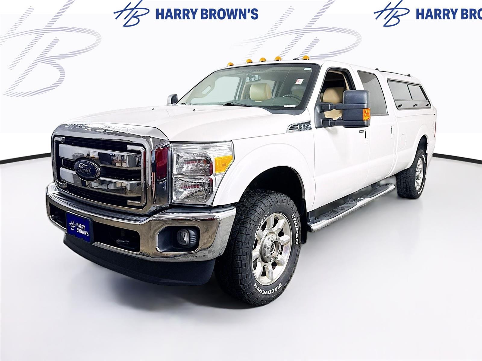 White Platinum Metallic Tri-Coat 2016 Ford F-250 Super Duty Pickup Truck Four-Wheel Drive 6-Speed Automatic